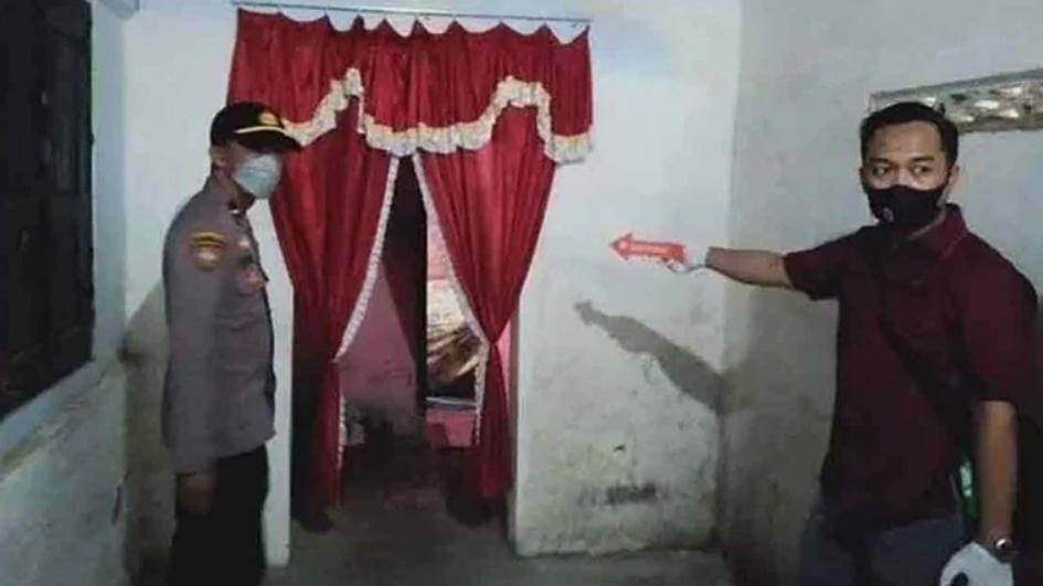 老翁與妓女激戰10分鐘猝逝,警方在命案現場查獲強力春藥與現金,列為證物。(翻攝《中國報》)