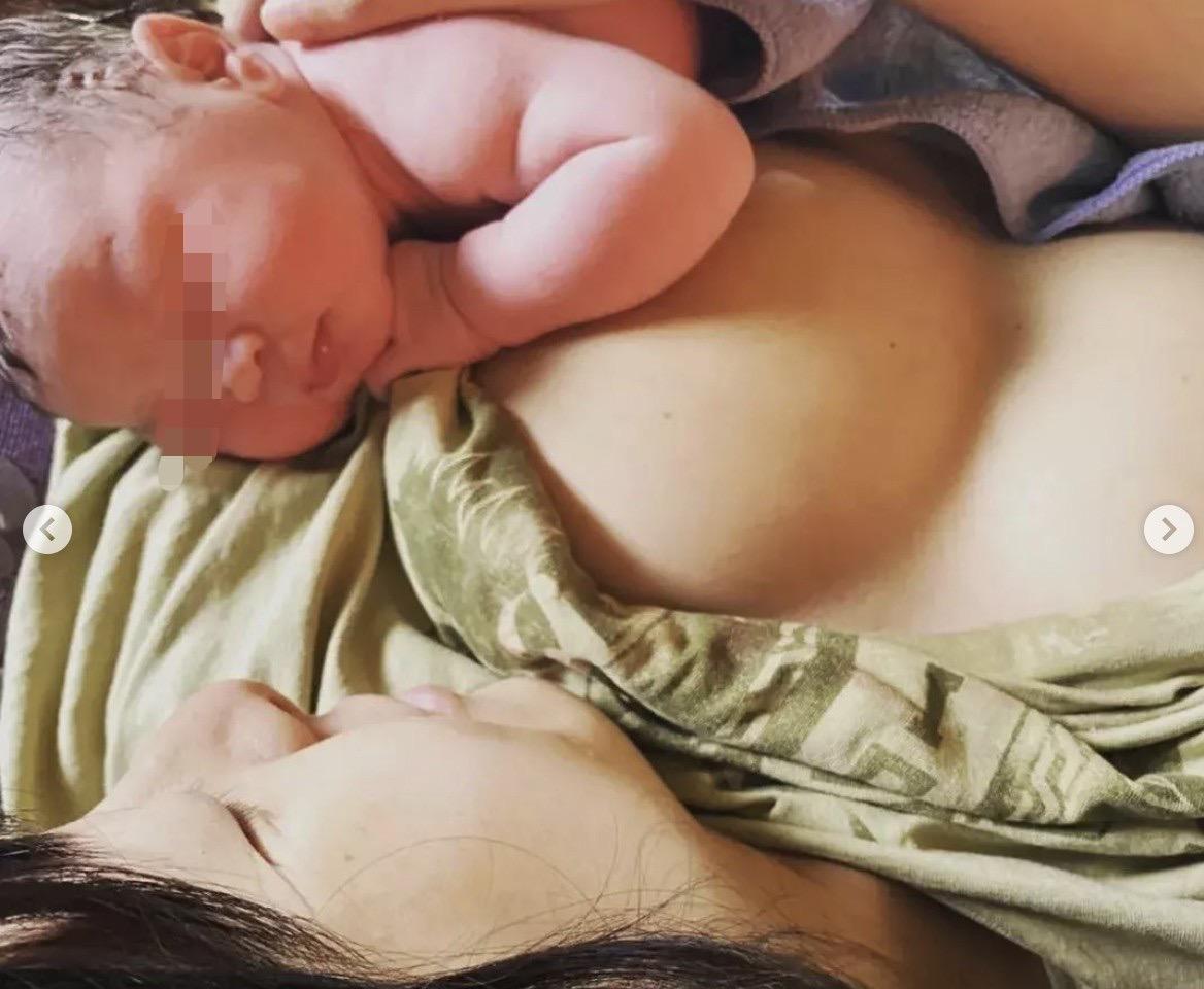 李依瑾今在社群軟體無預警公布喜訊，表示自己當媽了。（翻攝自李依瑾ig）