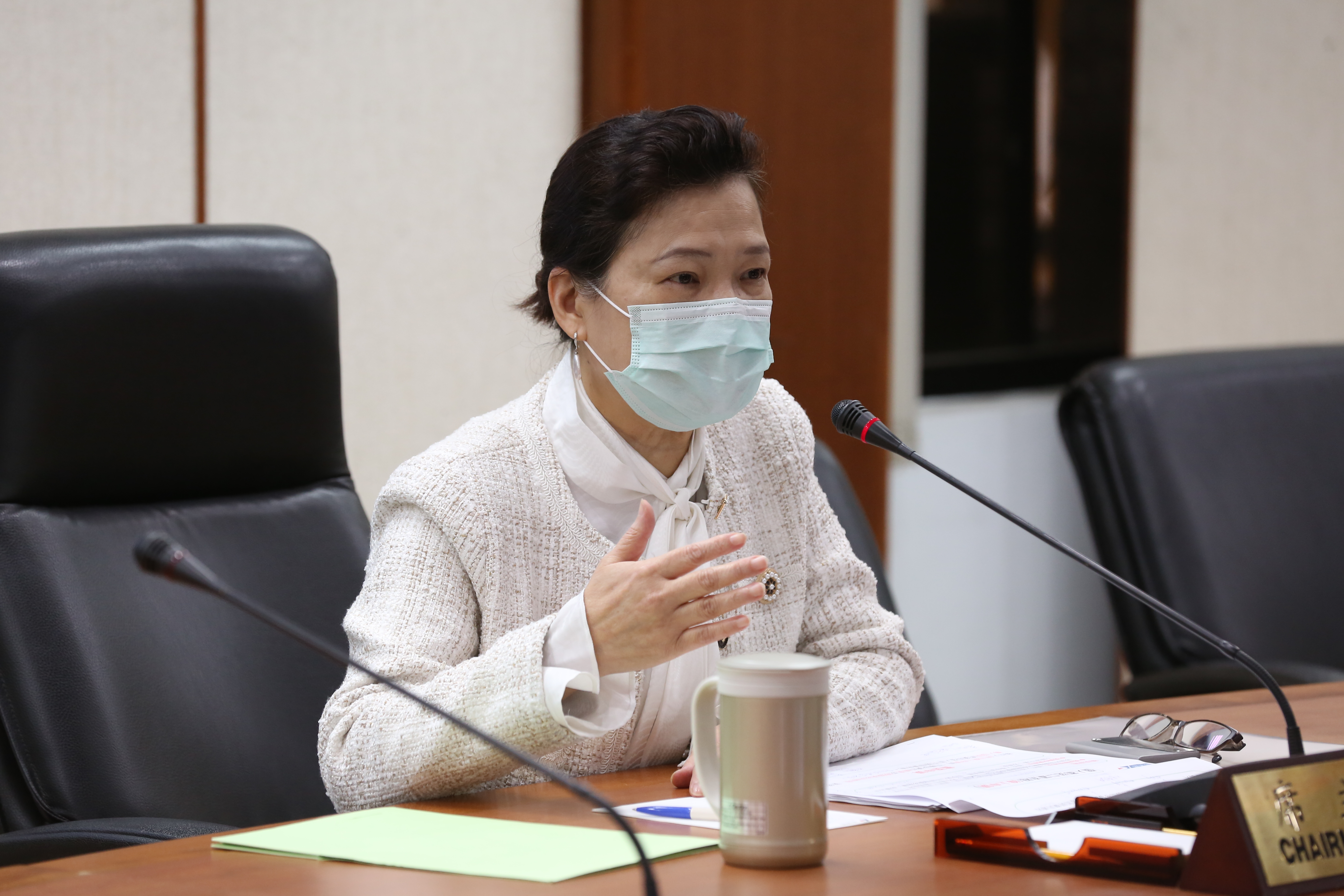 經濟部長王美花表示，工業局已聯繫當地台廠，廠商反映產線暫未造成影響。