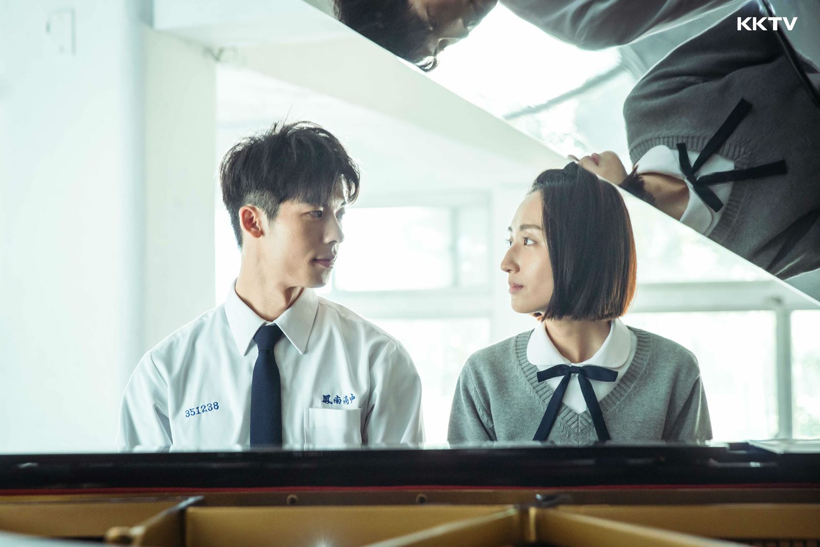 許光漢（左）的《想見你》大紅，也開了他亞洲的知名度。（衛視中文台提供）