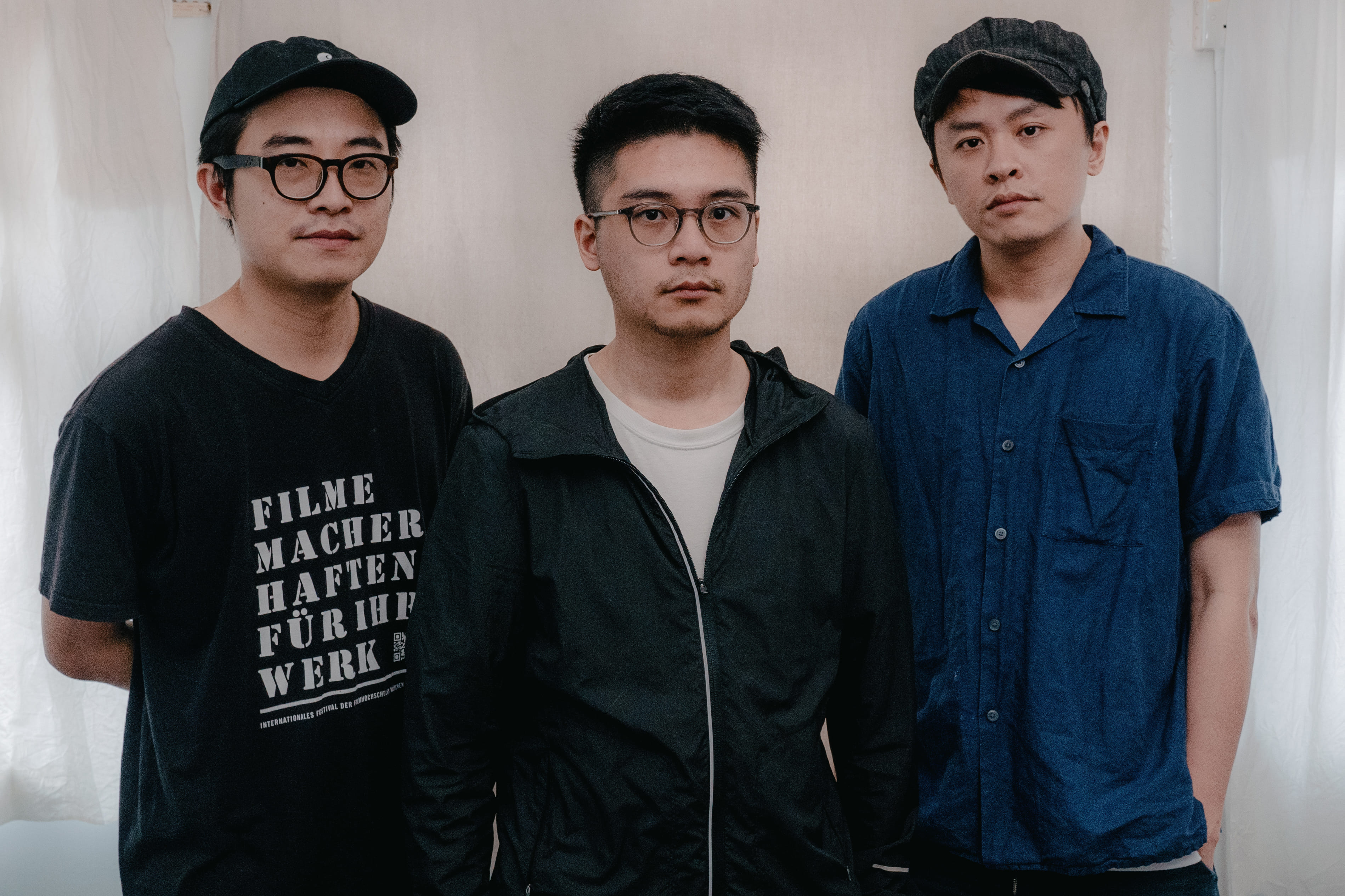 《少年》導演任俠(右)、林森(左)和監製暨共同編劇陳力行(中)於電影在台上映前夕分享心情。(光年映畫提供)