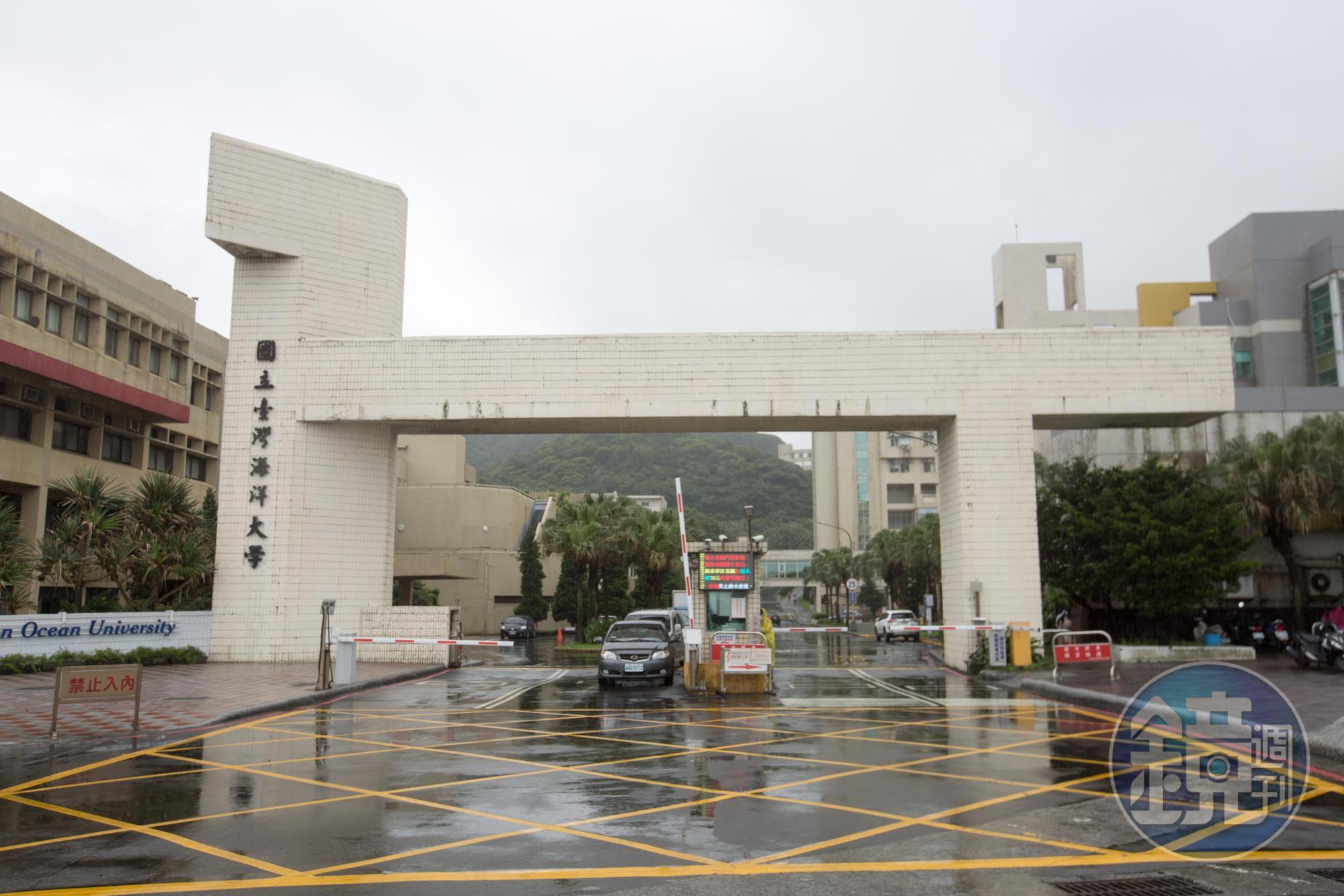 海洋大學老師確診,其妻子任教於北市介壽國中,雖然該妻篩檢呈陰性,但介壽國中仍不敢大意,啟動防疫應變計畫。(本刊資料照)