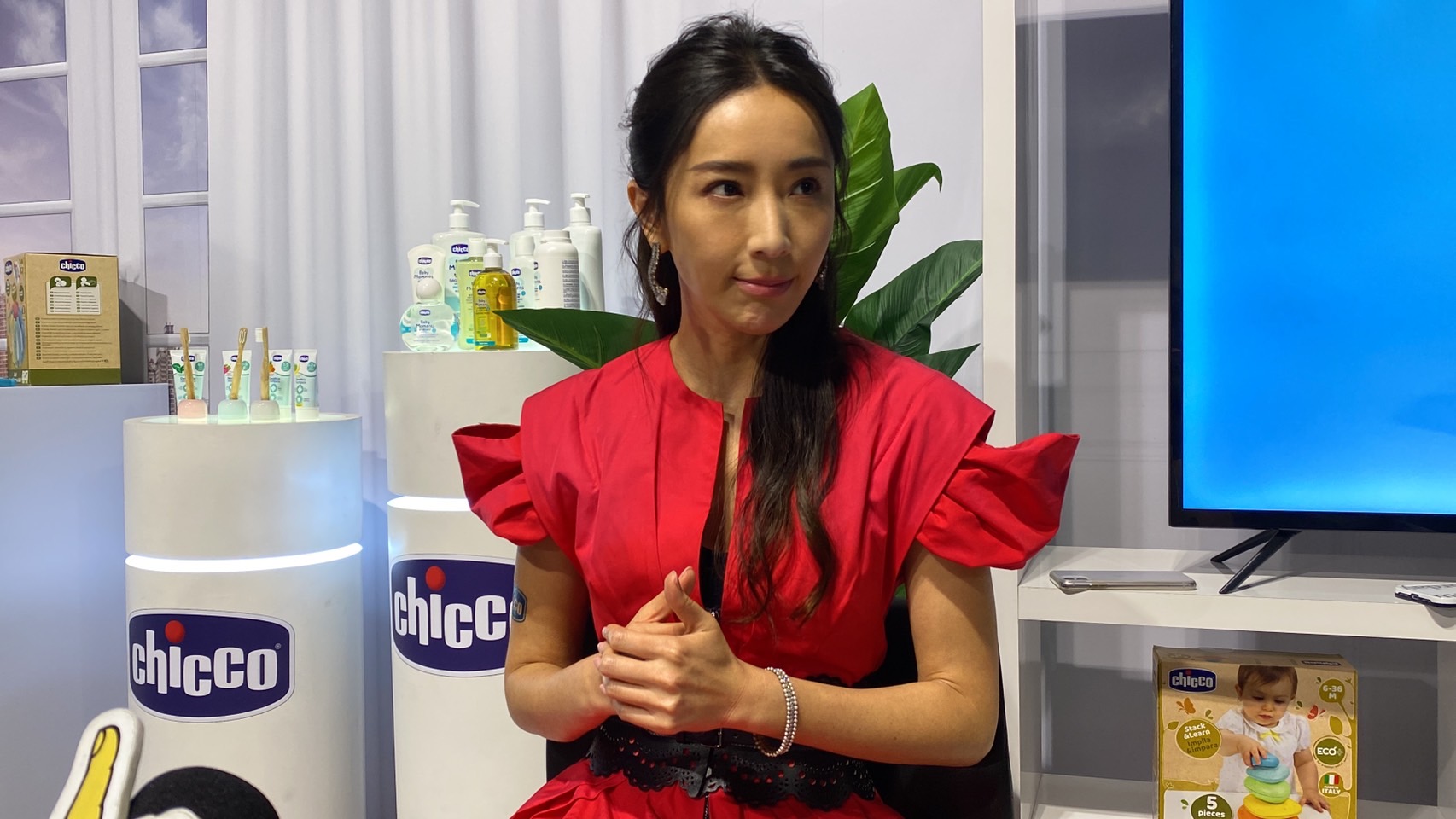 隋棠被追問威爾史密斯掌摑事件，表示任何形式的暴力都是不對的。