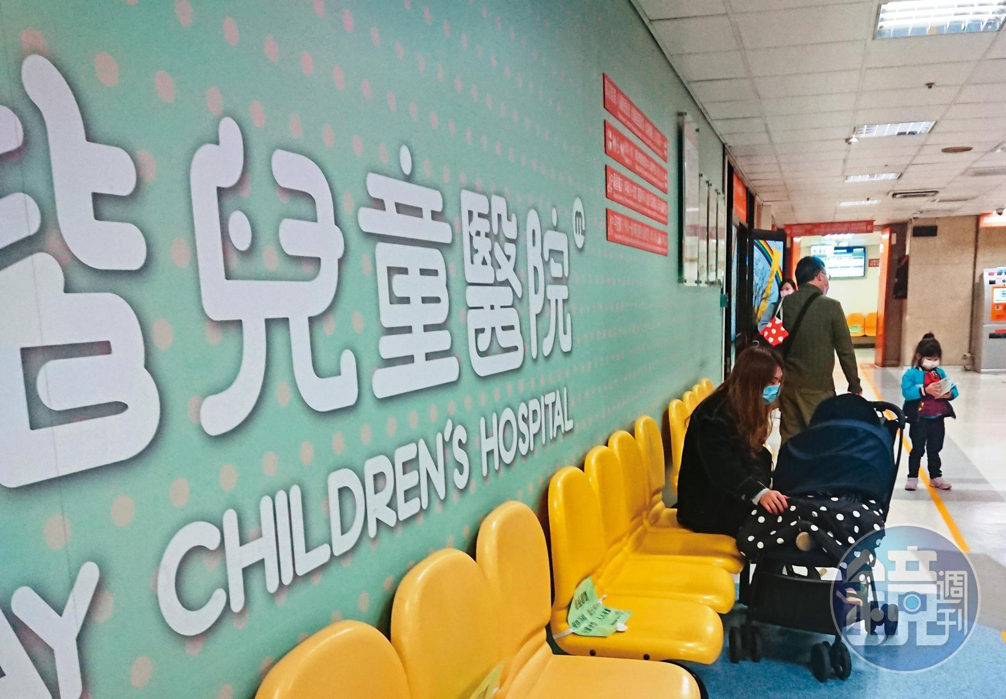 兒童罹癌風險不低,加上許多兒童癌症標靶藥物不在健保給付內,專家建議將重大傷病險保額拉高至200萬元。