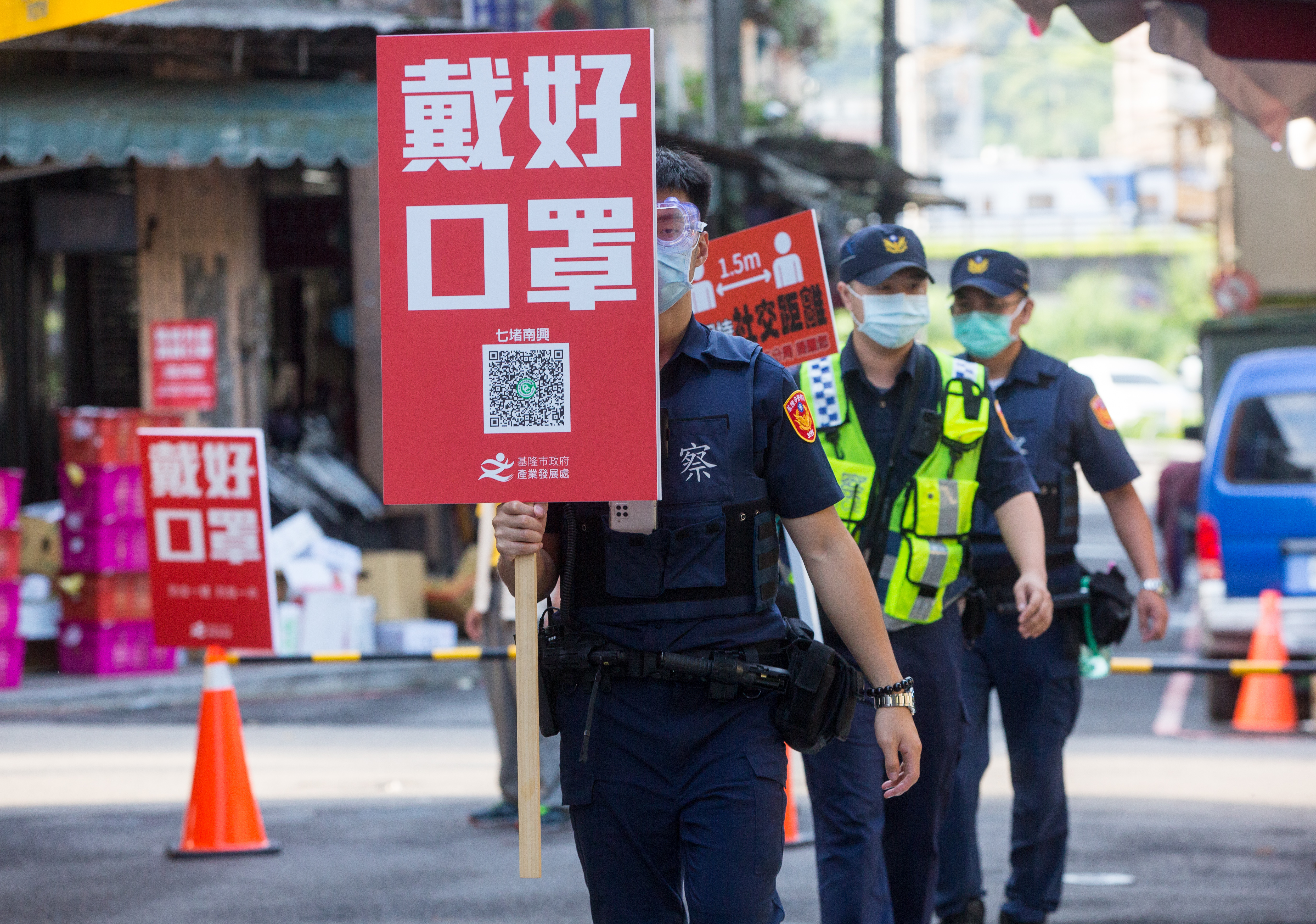 衛福部部長陳時中今下午前往基隆表示，將實施「類普篩」政策。示意圖。