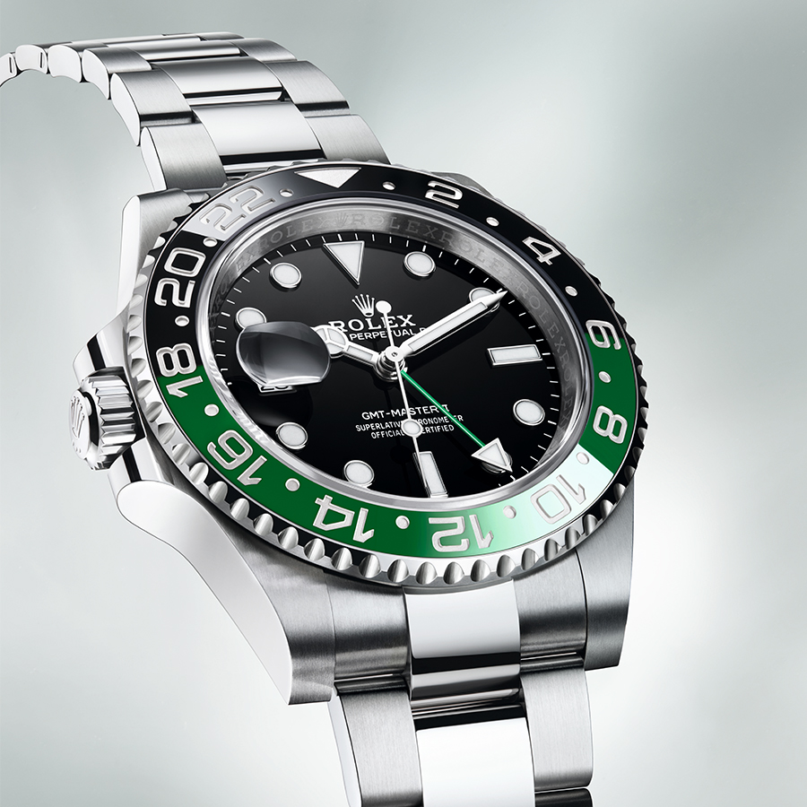 Oyster Perpetual GMT-Master II｜型號126720VTNR／錶徑40mm／蠔式鋼錶殼／時、分、秒、日期、第二地時間指示／3285自動上鍊機芯／防水100米／參考售價NT$ 365,500