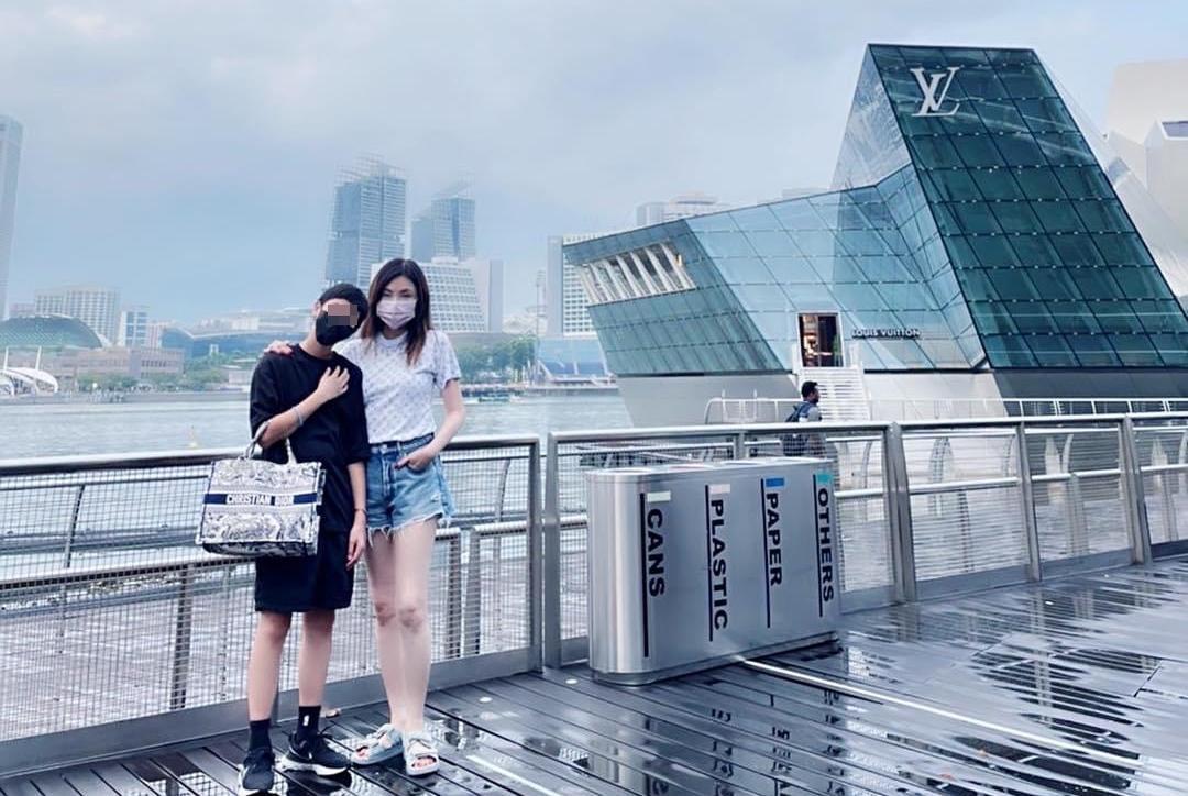 何如芸與兒子感情緊密。(翻攝自何如芸臉書)