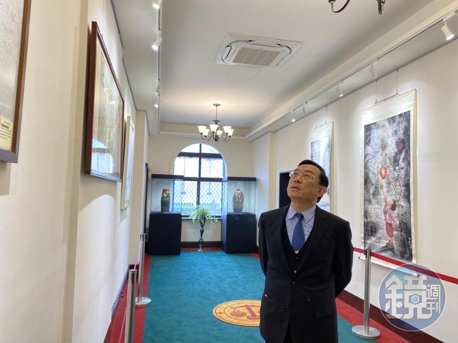 邢泰釗極力捍衛檢察官「法律守護者」與「公益代表人」的雙重責任,日前獲基層檢察官最高票推薦出任檢察總長。