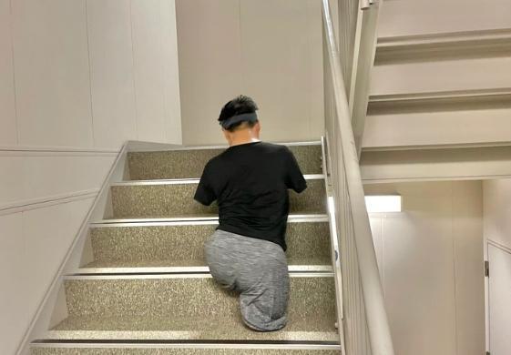 乙武洋匡擺脫偷吃50女陰影。(翻攝自推特)