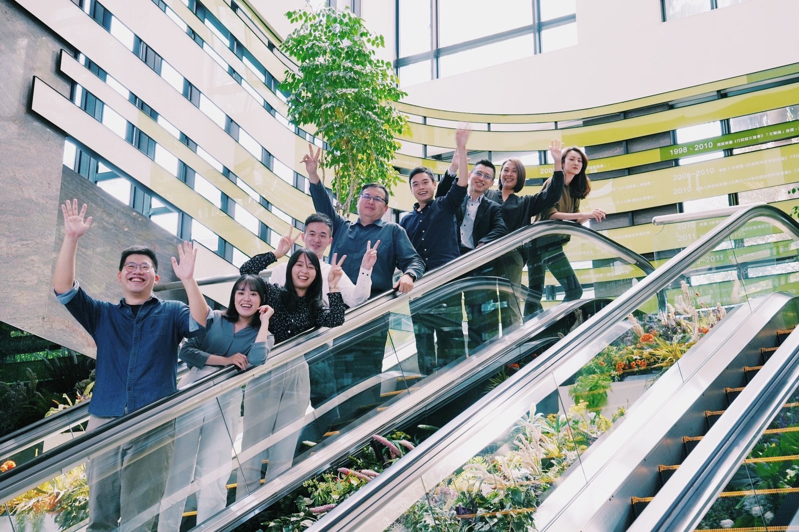 信義房屋保障月薪7萬、年薪120萬元，讓青年高薪入隊、無後顧之憂衝刺職涯發展。（信義房屋提供）