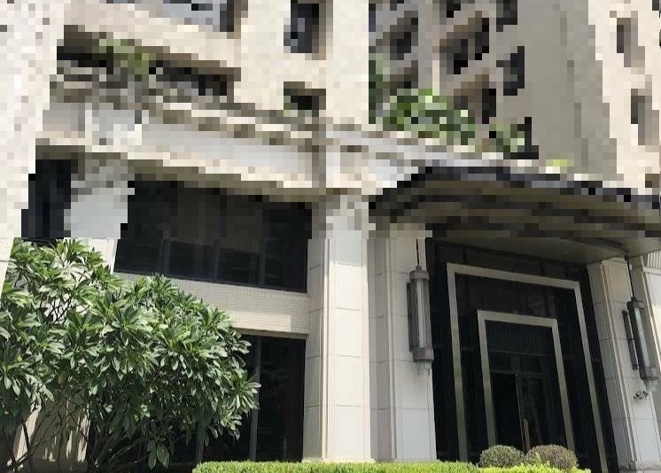 台中市太平區某大樓發生疑似思覺失調男子弒母逆倫案。（讀者提供）