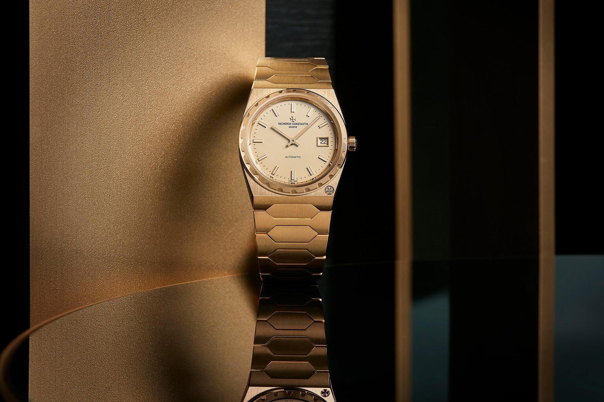 江詩丹頓新的Historiques 222腕錶，絕對是今年最值得收藏的新款之一！