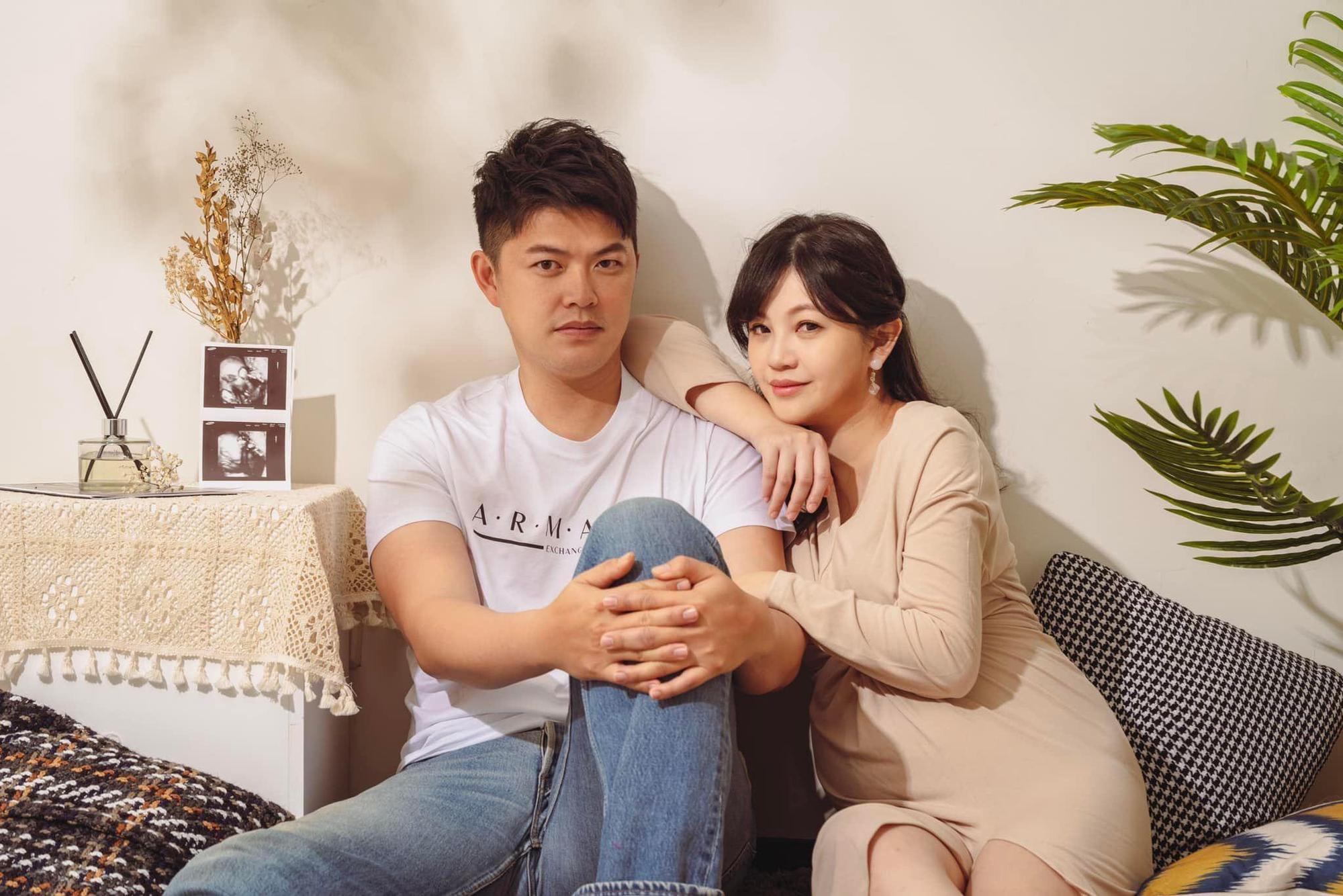 簡懿佳和教練老公李先生2020年結婚。(翻攝自簡懿佳臉書)