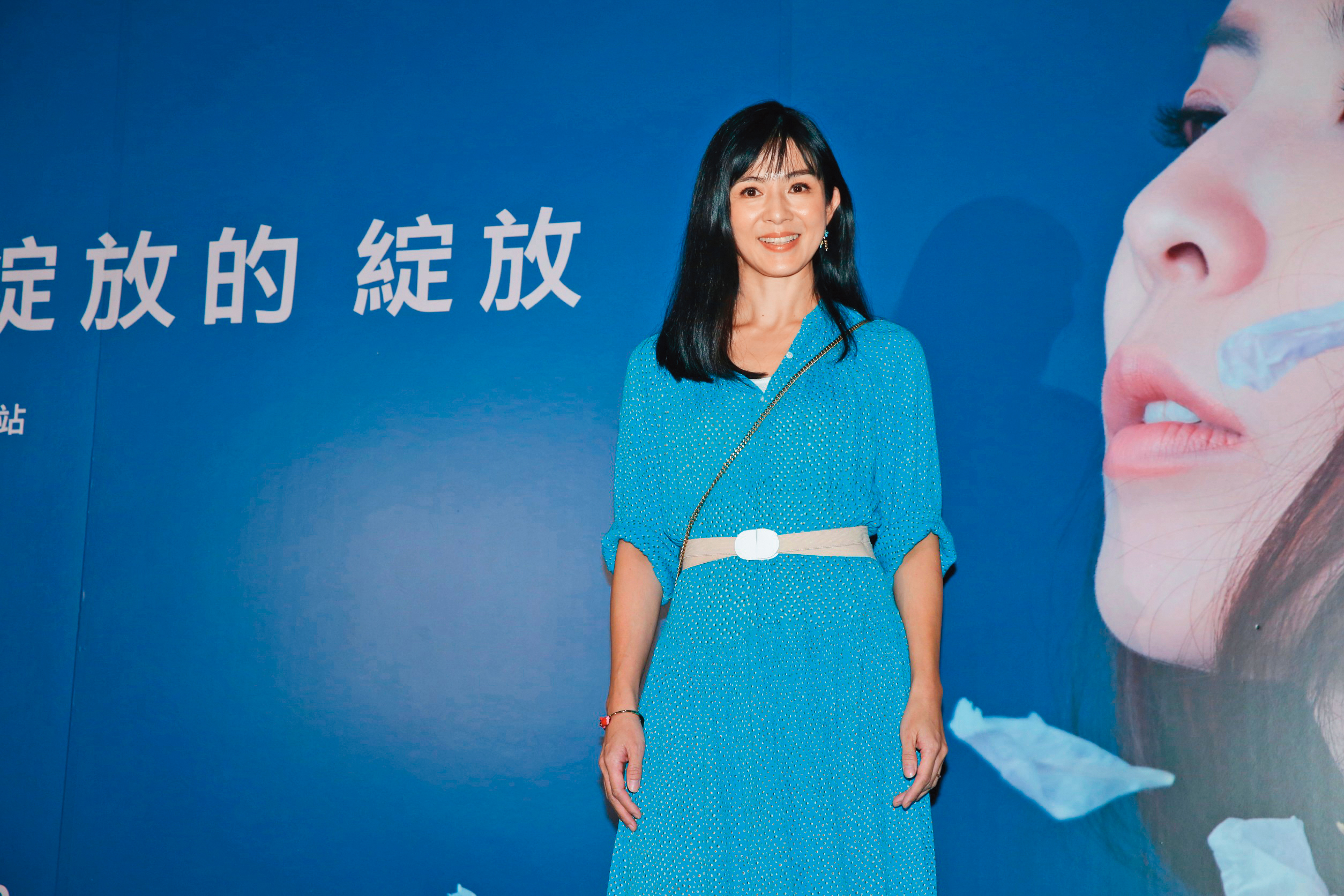 楊采妮曾因愛情而選擇退出藝圈，分手後復出，但最後還是嫁給舊情人。