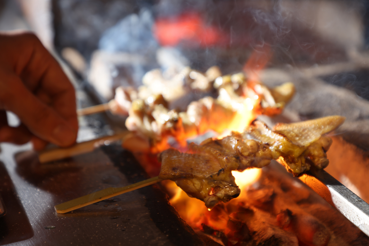 煙火騰騰的烤串燒總是令人饞意噴發。