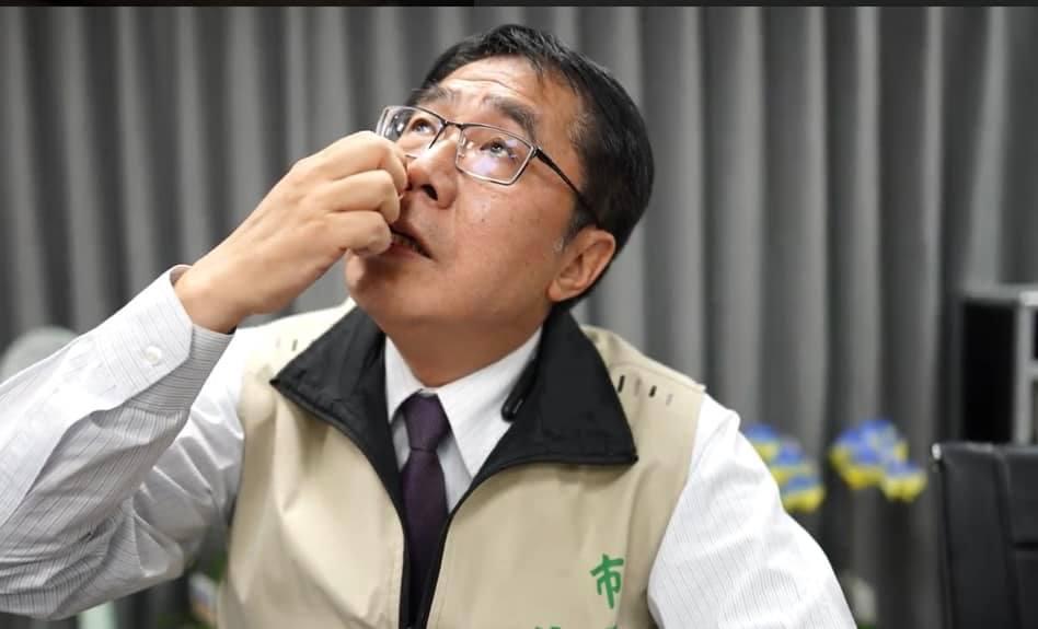 黃偉哲與確診者足跡重疊,啟動10天自我健康監測。(翻攝自黃偉哲臉書)