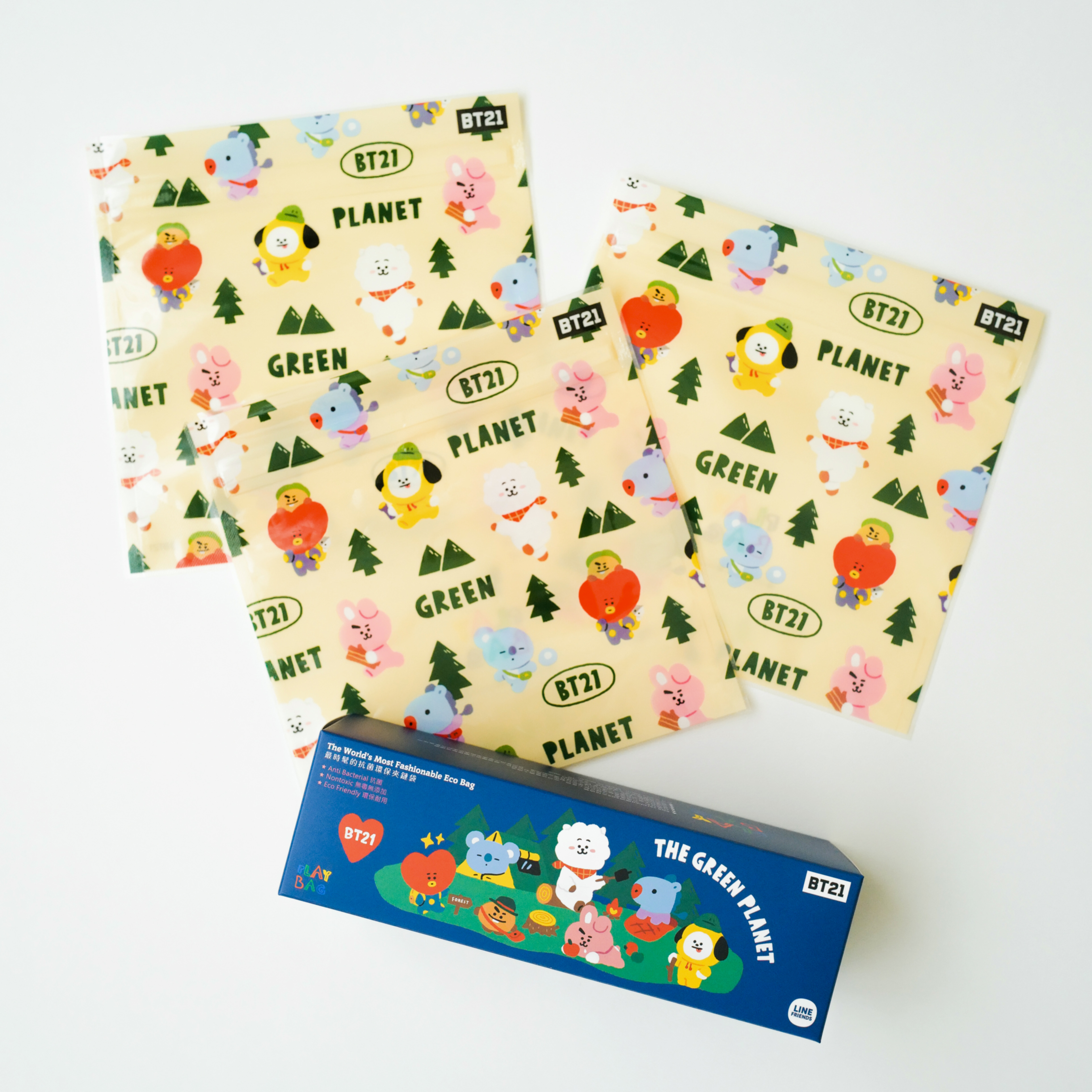 BT21營地生活抗菌魔鬼氈夾鏈袋 10入/盒 NT$449 PLAY BAG。（PLAY BAG提供）