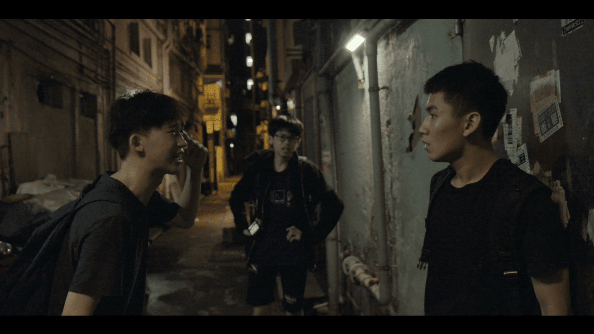 《少年》以香港反送中運動為背景,靈感來自民間搜救隊,挽救年輕生命。(光年映畫提供)