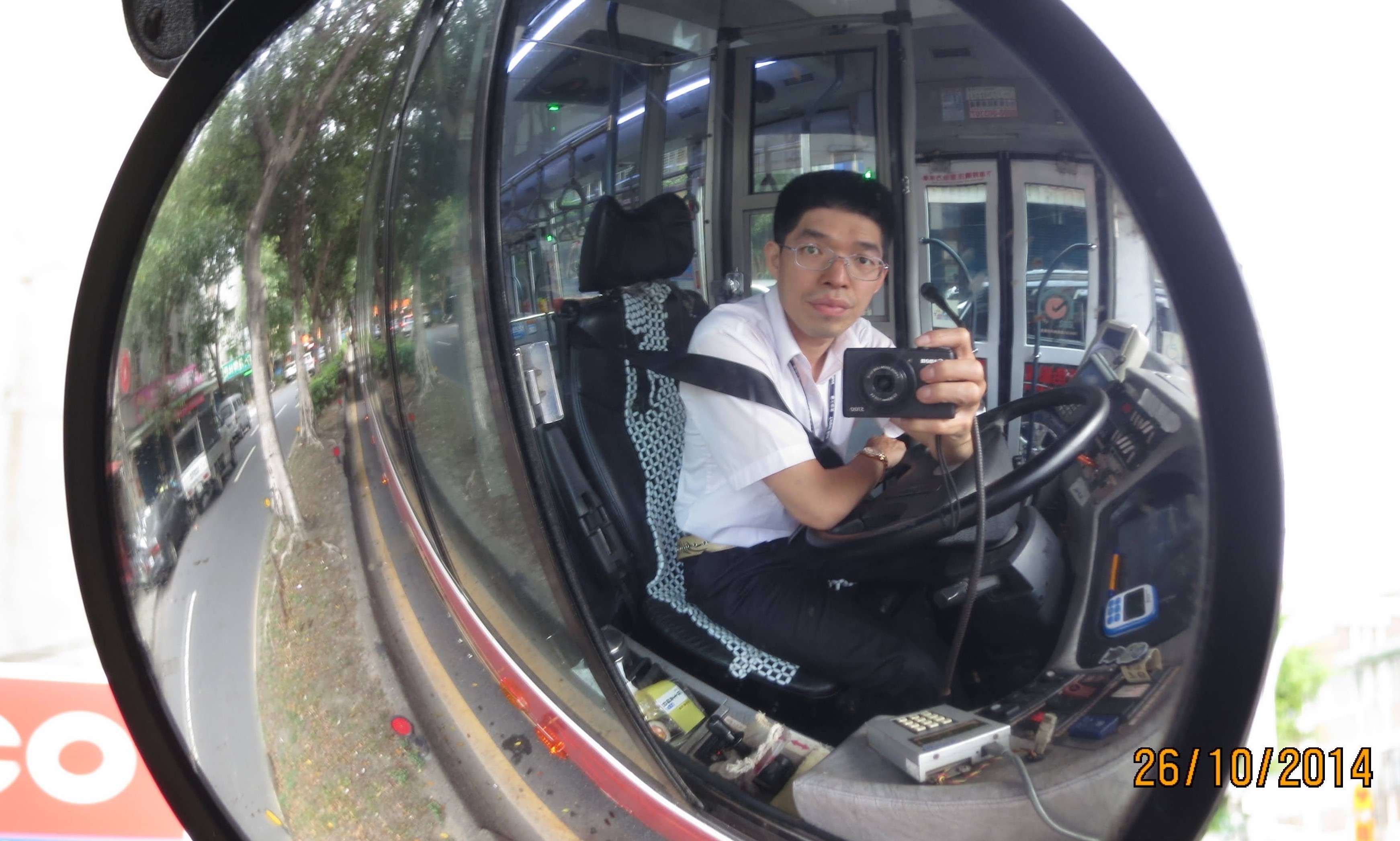離開蘋果日報後,林志軒還曾當過公車司機。(林志軒提供)