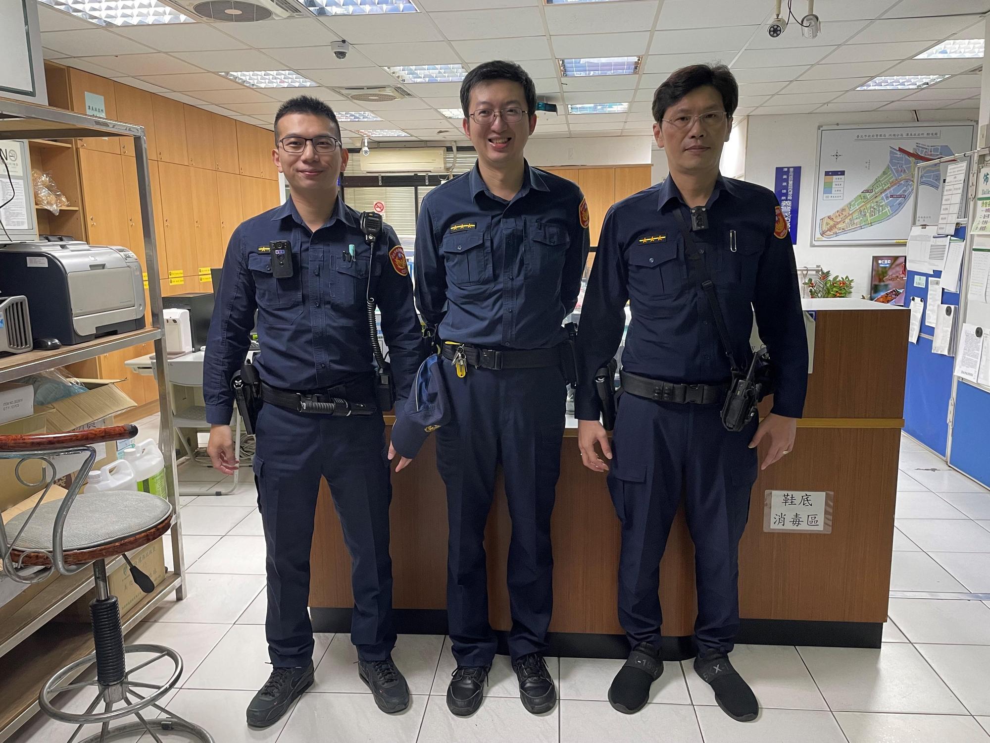 黃育居（左）謝曜任（中）吳俊德（右）。（翻攝畫面）