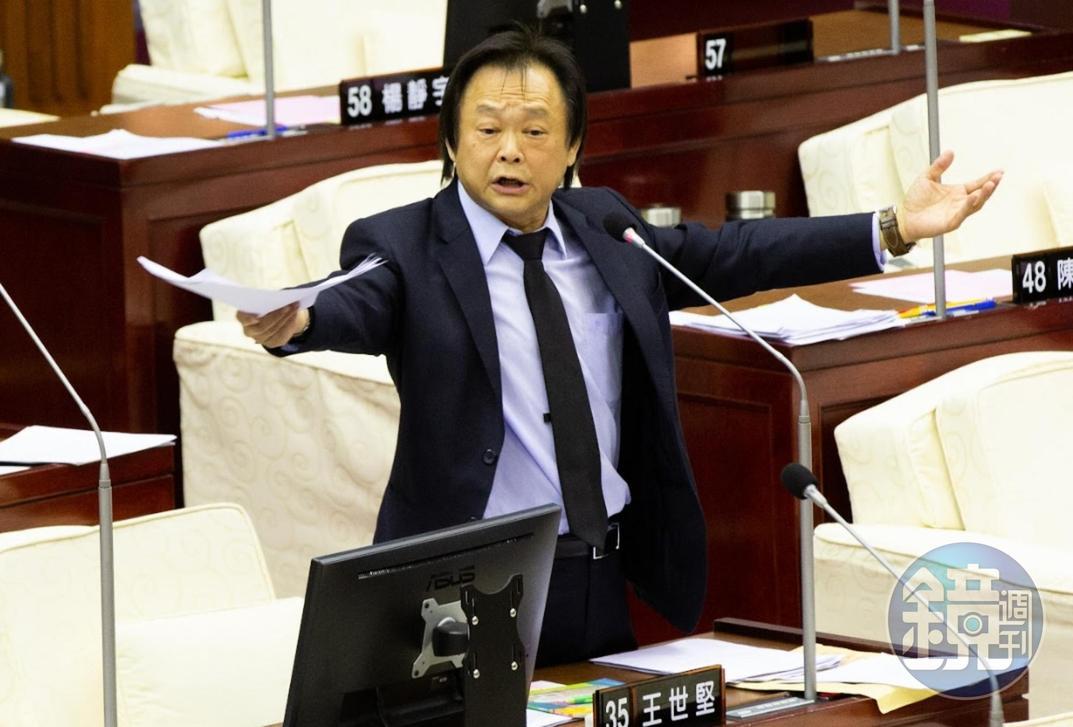 台北市議員王世堅自稱「頭號柯黑」,對台北市長柯文哲市政表現極力監督。(資料照)