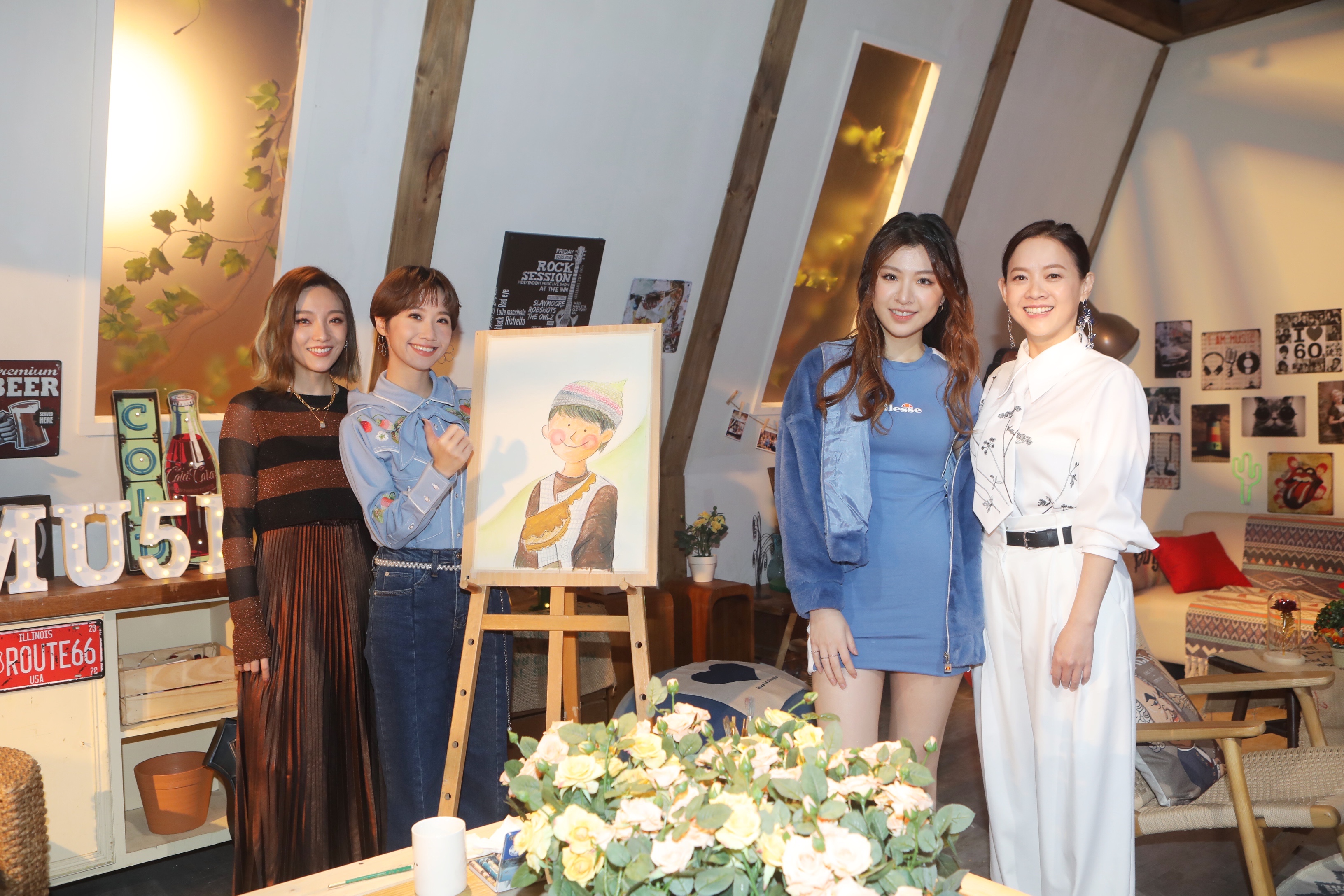 公視《姐妹們的音樂萬萬歲》左起閻奕格、LuLu黃路梓茵、關詩敏曾寶儀含淚談身材焦慮、減肥之痛。（公視提供）