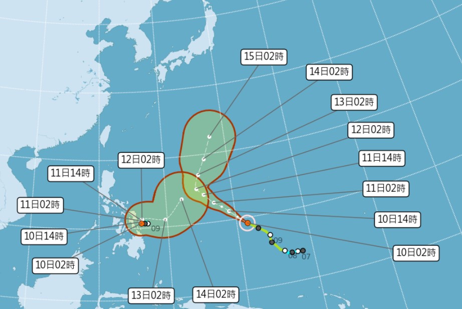 中央氣象局預測馬勒卡與另一個即將成颱的熱帶低壓路徑。（翻攝自氣象局官網）