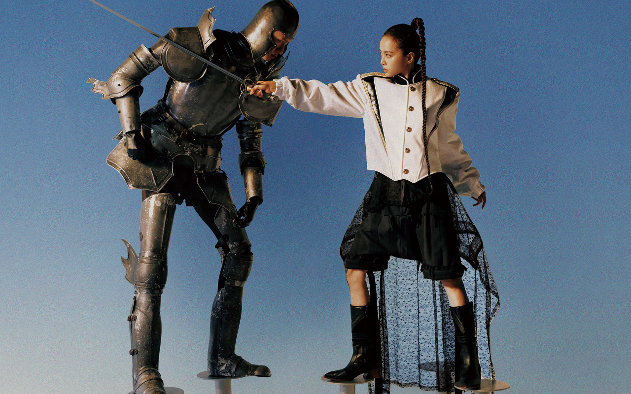 頂著天后光環，媒體為蔡依林冠上「拚命三娘」封號。（《Elle》國際中文版提供）