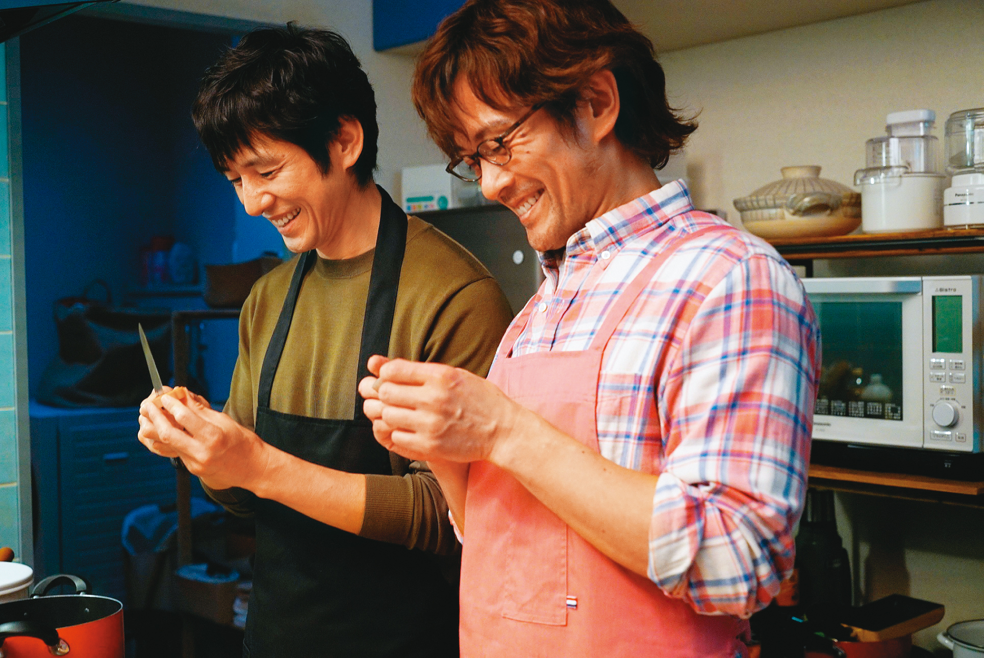 西島秀俊(左)與內野聖陽(右)的《昨日的美食》也在劇集播出後再推電影版。(車庫娛樂提供)