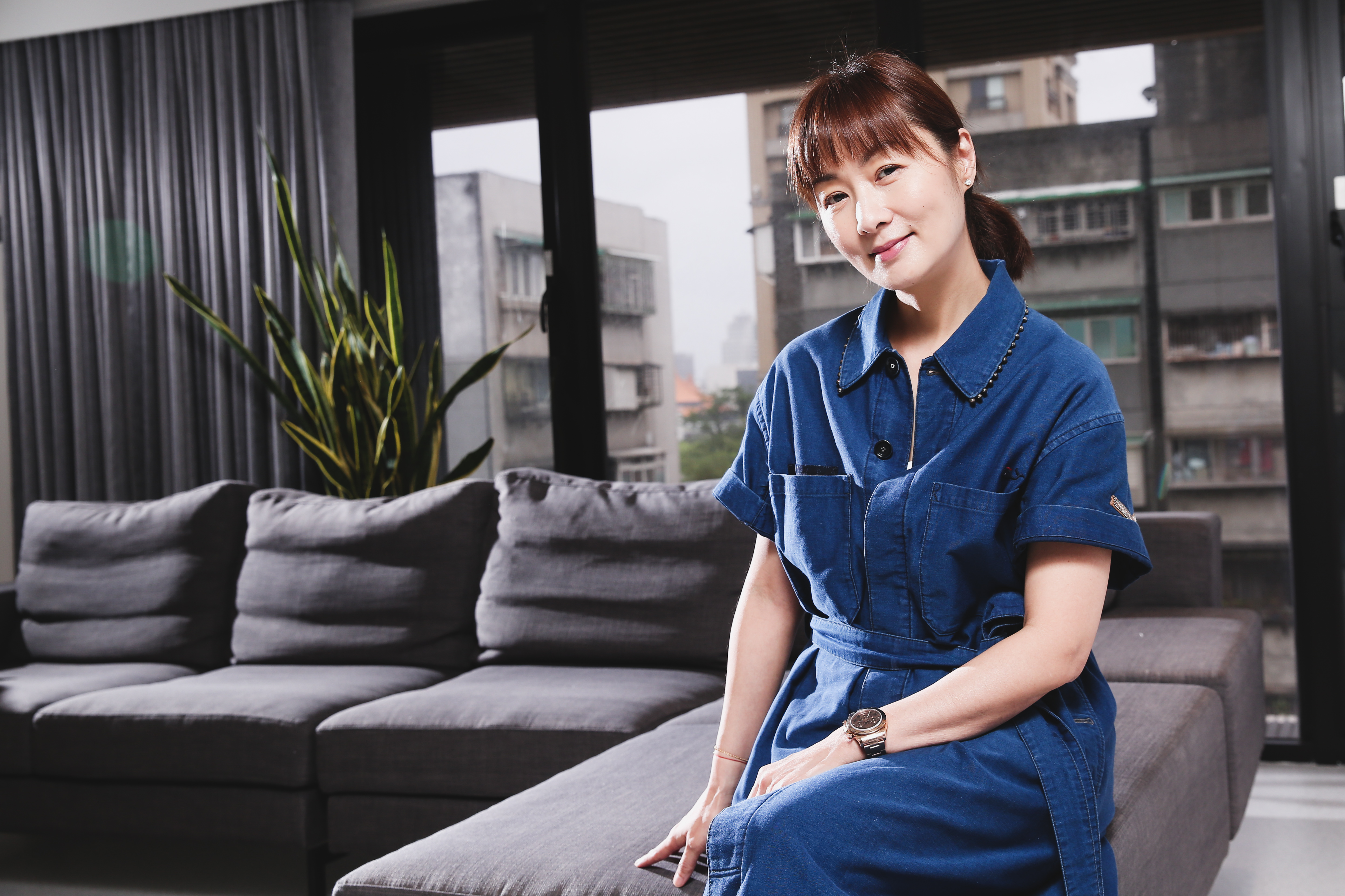 50歲的鄭家榆單身多年，雖然偶也會覺得寂寞，但擁有自由的時間更寶貴。