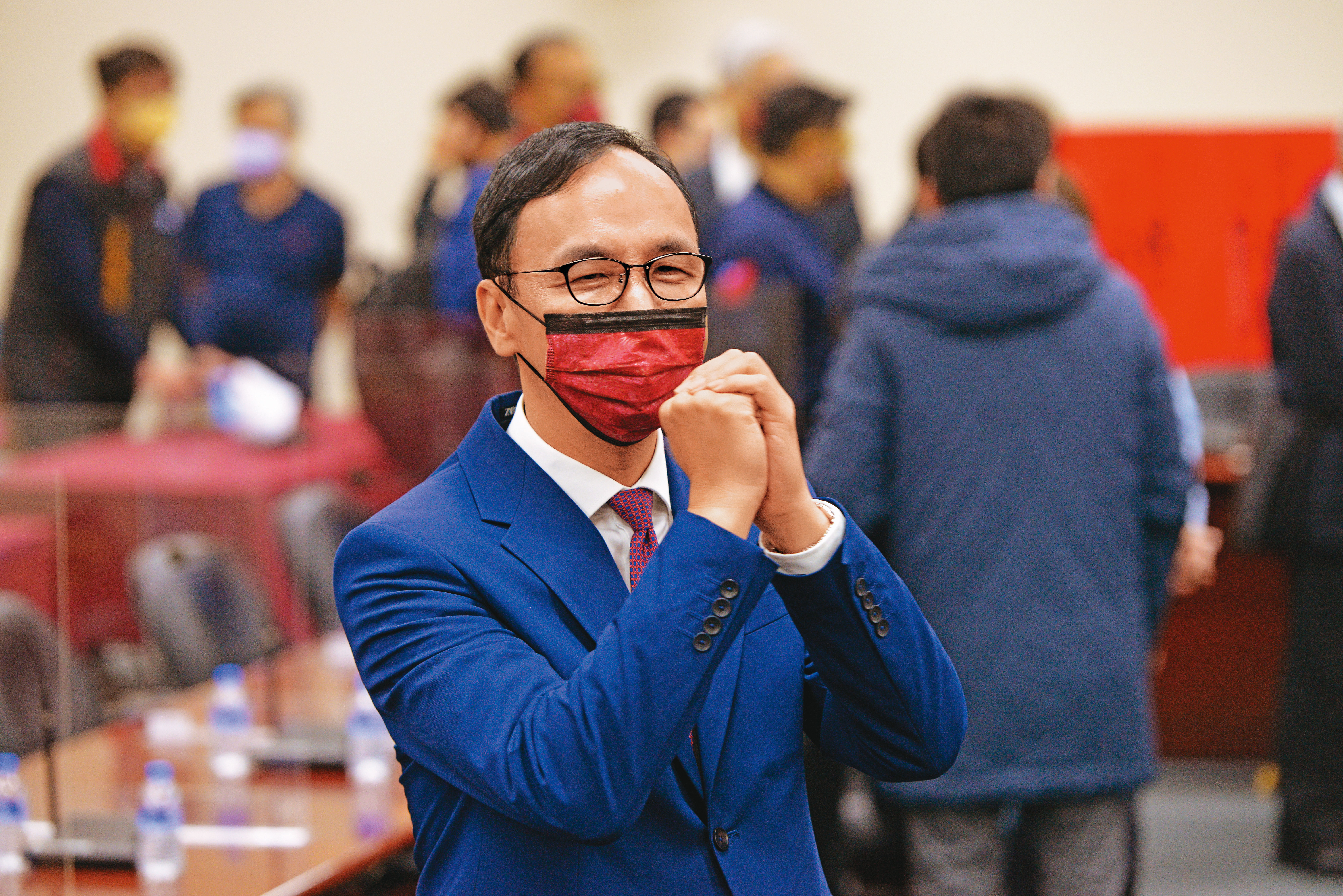 黨內認為,朱立倫處理縣市長提名不夠積極,恐難達成當初參選主席的6都過半政見。