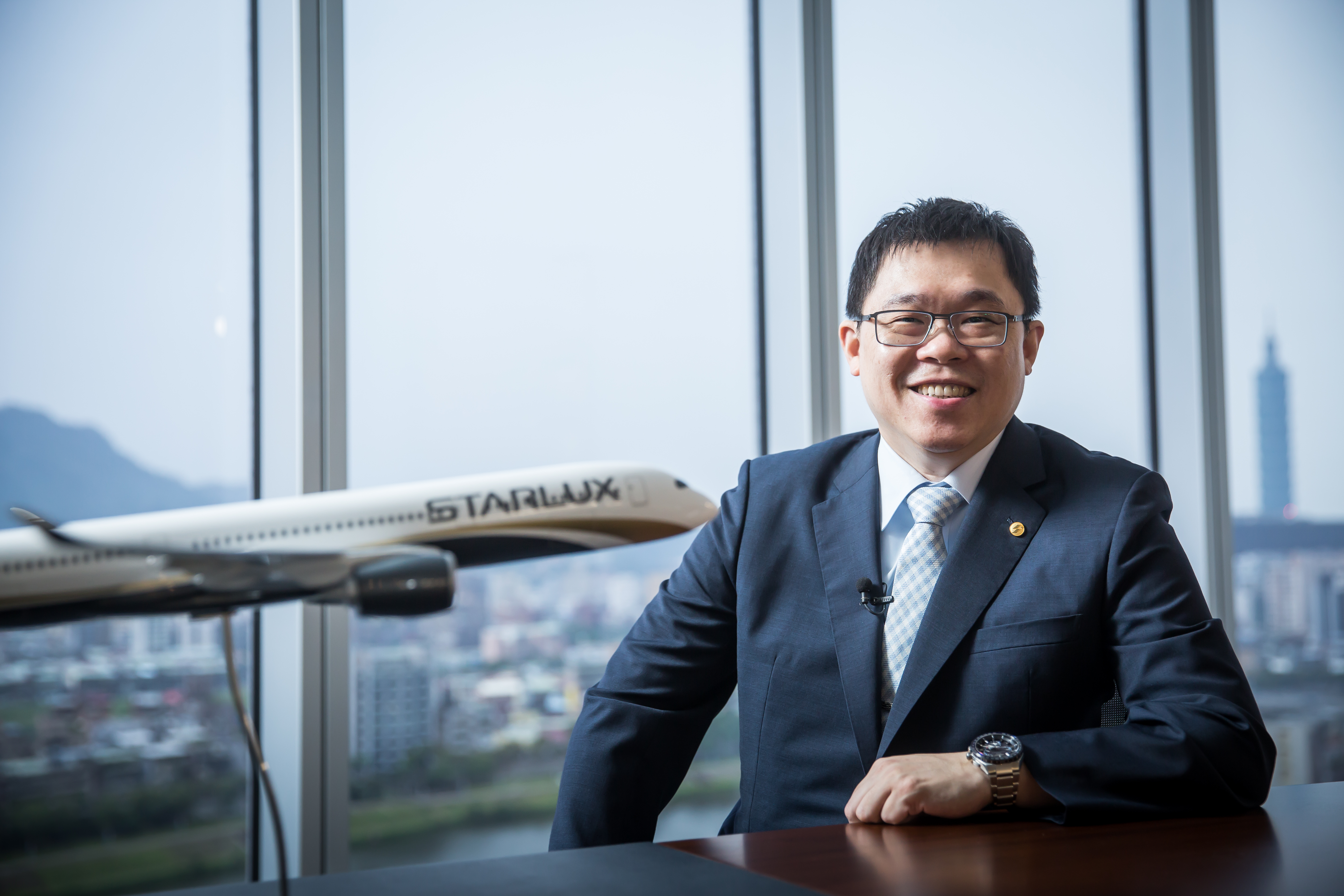 擁有知名燒肉品牌胡同的橘焱集團，近期將登興櫃，其大股東名單赫見張國煒。