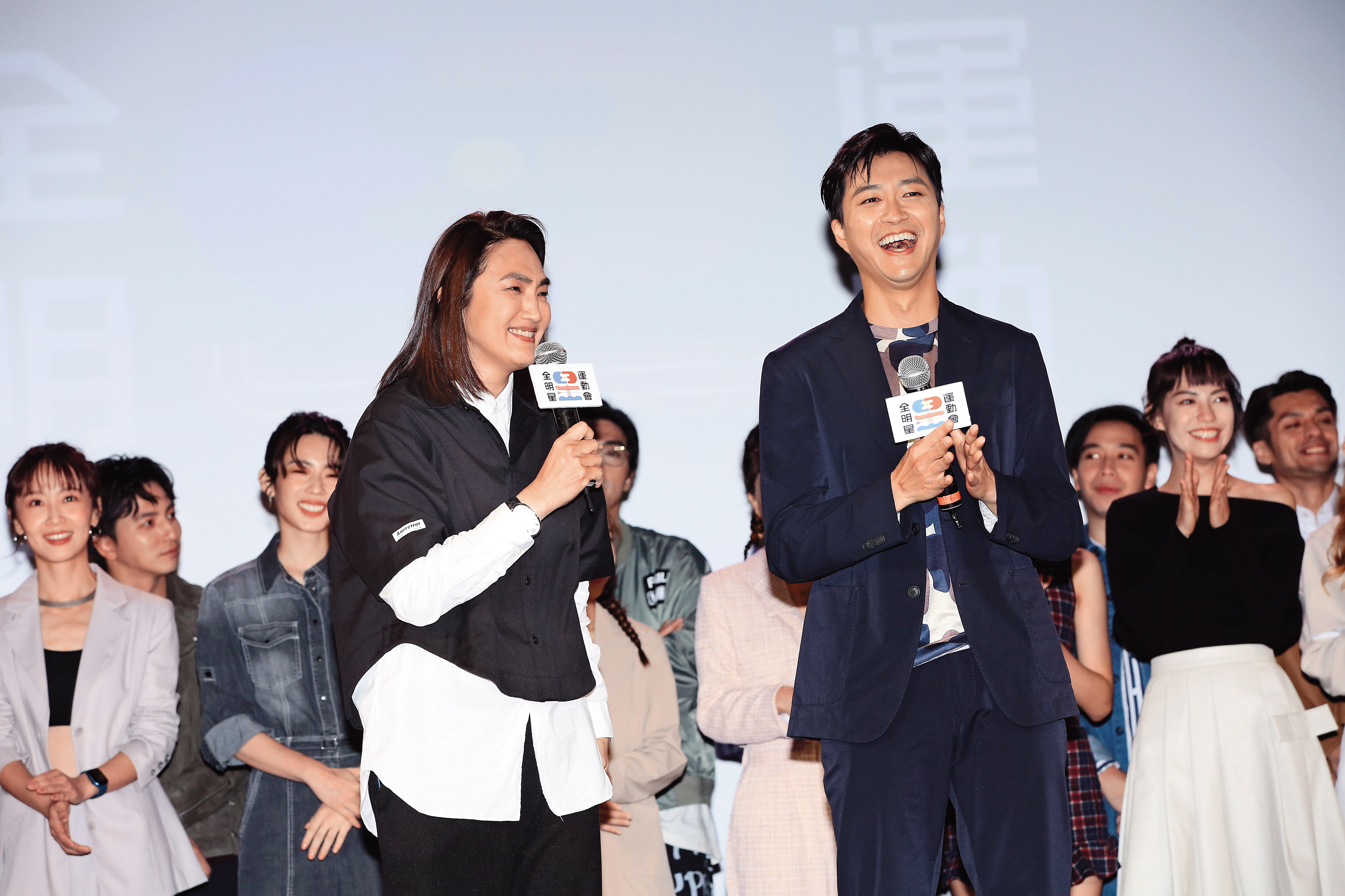 江宏傑（右）與錢薇娟（左）連三季接下《全明星》紅藍領隊重任。