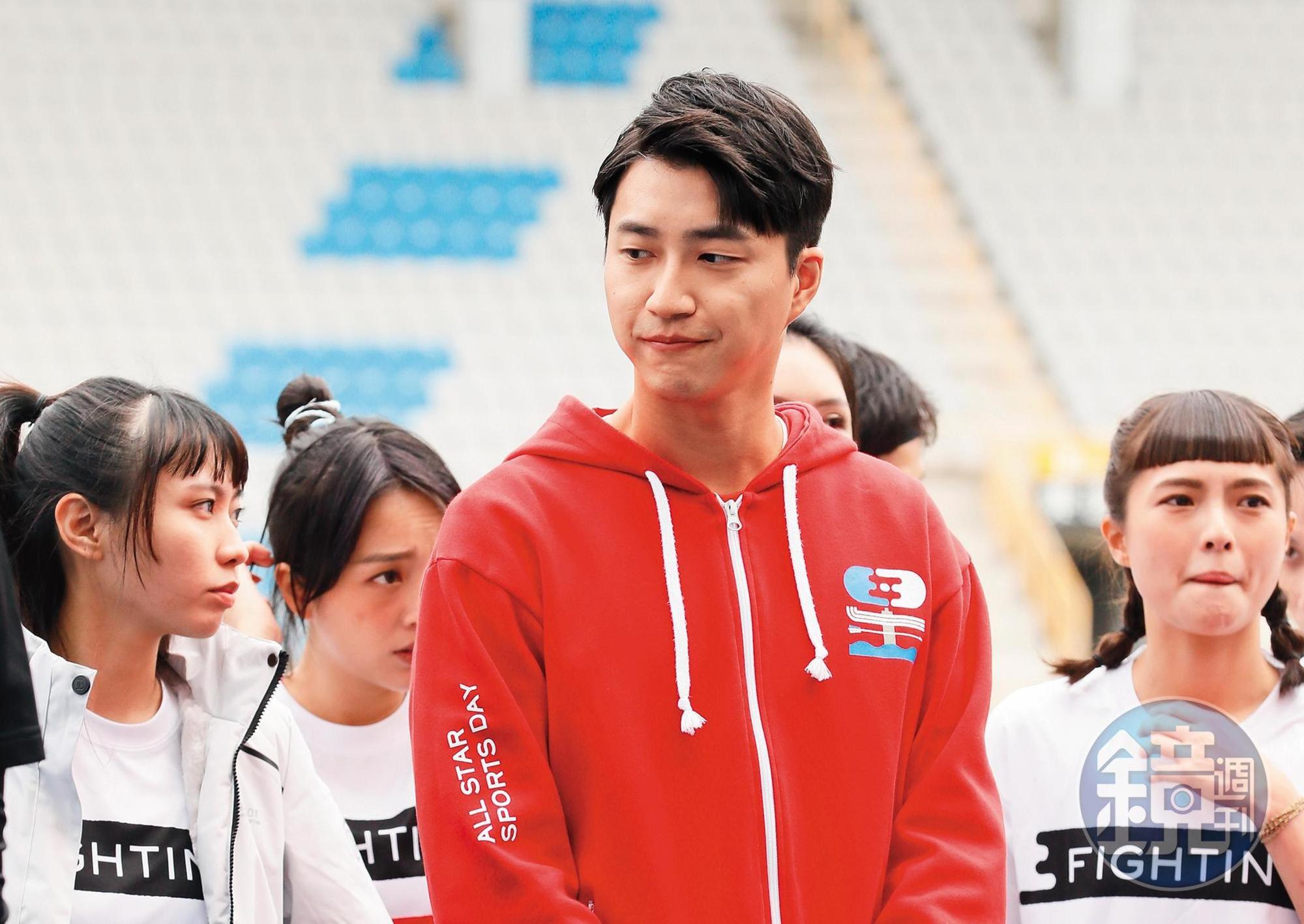 江宏傑擔任《全明星運動會》紅隊領隊,遭遇三連敗,傳出心生倦意請辭。