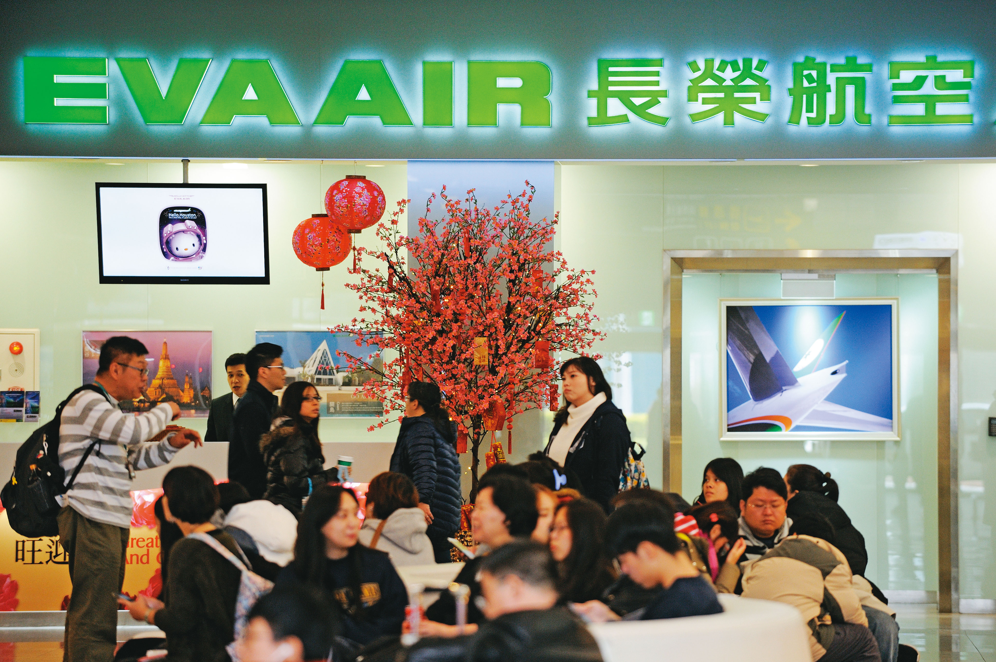 長榮航空是集團重要事業體，將是張家兄弟必爭之地。