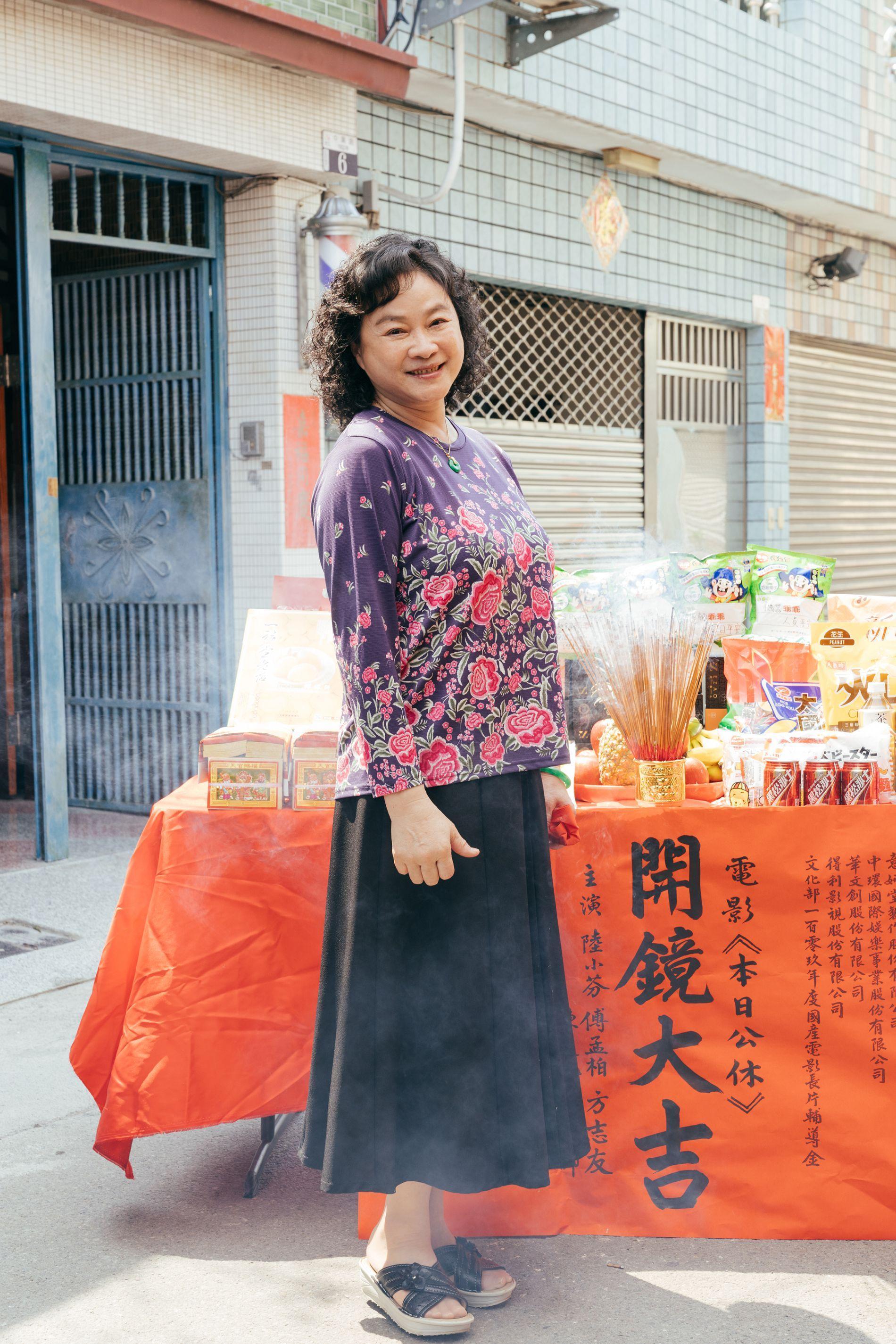 金馬影后陸小芬睽違20年復出影壇,化身理髮歐巴桑。(威視提供)