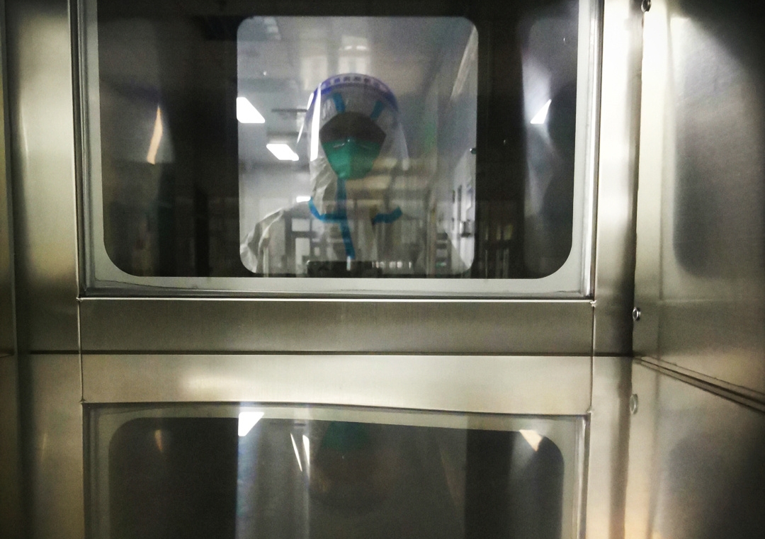 中國上海單日COVID-19確診突破2萬例，日前已緊急宣布封城。（翻攝自微博）