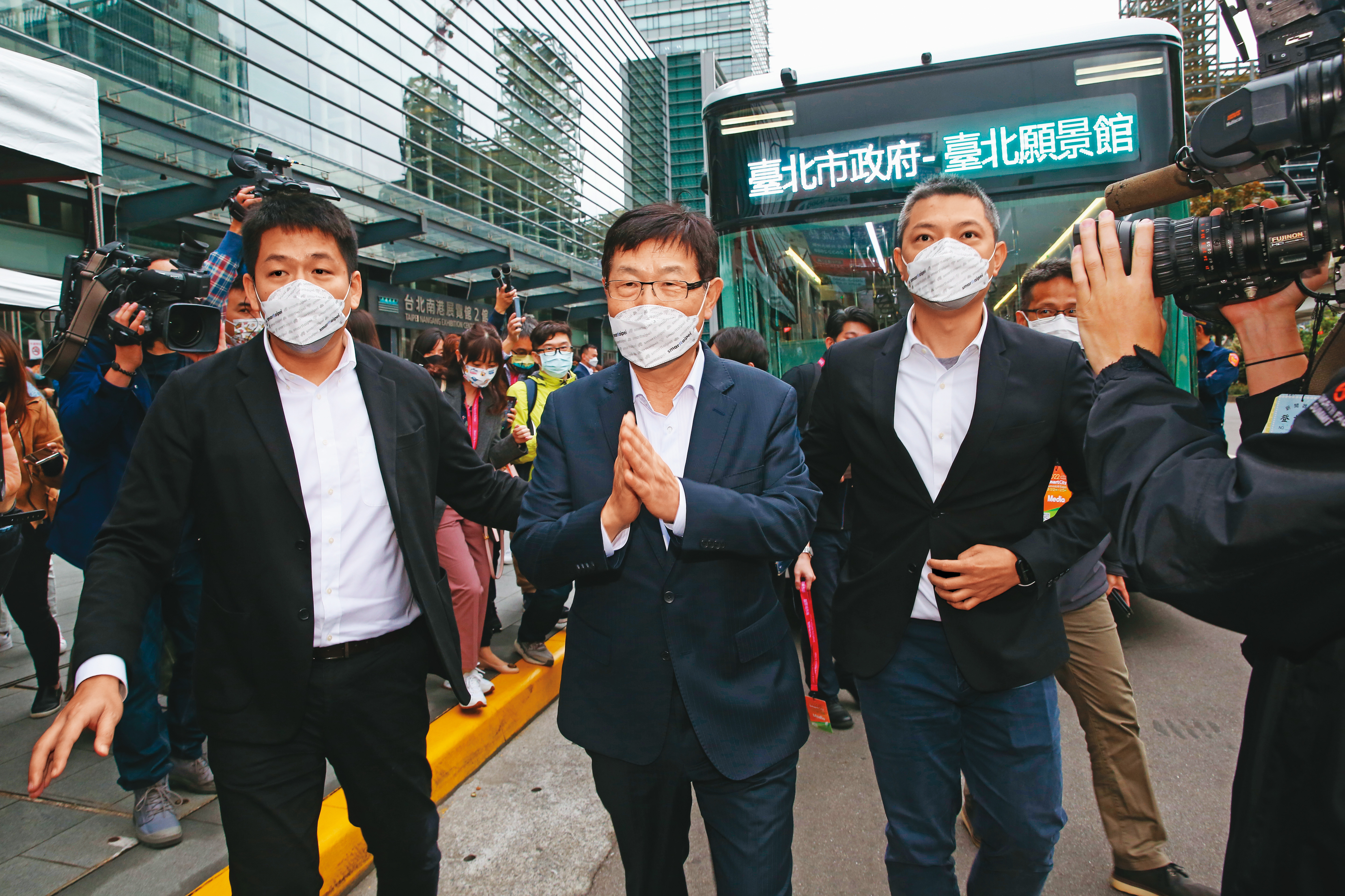 鴻海在董事長劉揚偉帶領下，以驚人的效率與執行力殺進電動車市場，並順利在電動巴士插旗成功。