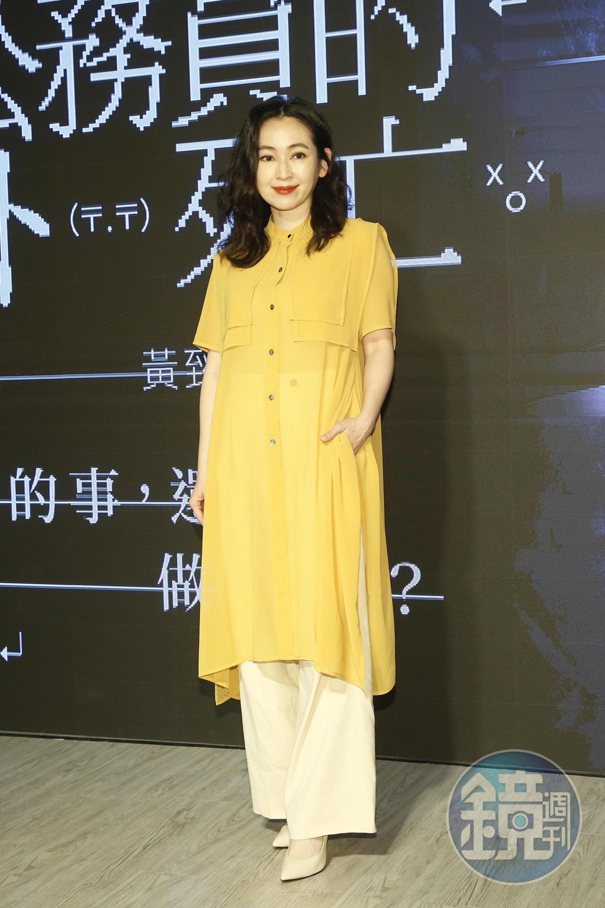 舞台劇《一個公務員的意外死亡》是蔡燦得在故事工廠的第五齣作品，導演要求她收起甜美，讓大家看到不一樣的蔡燦得。