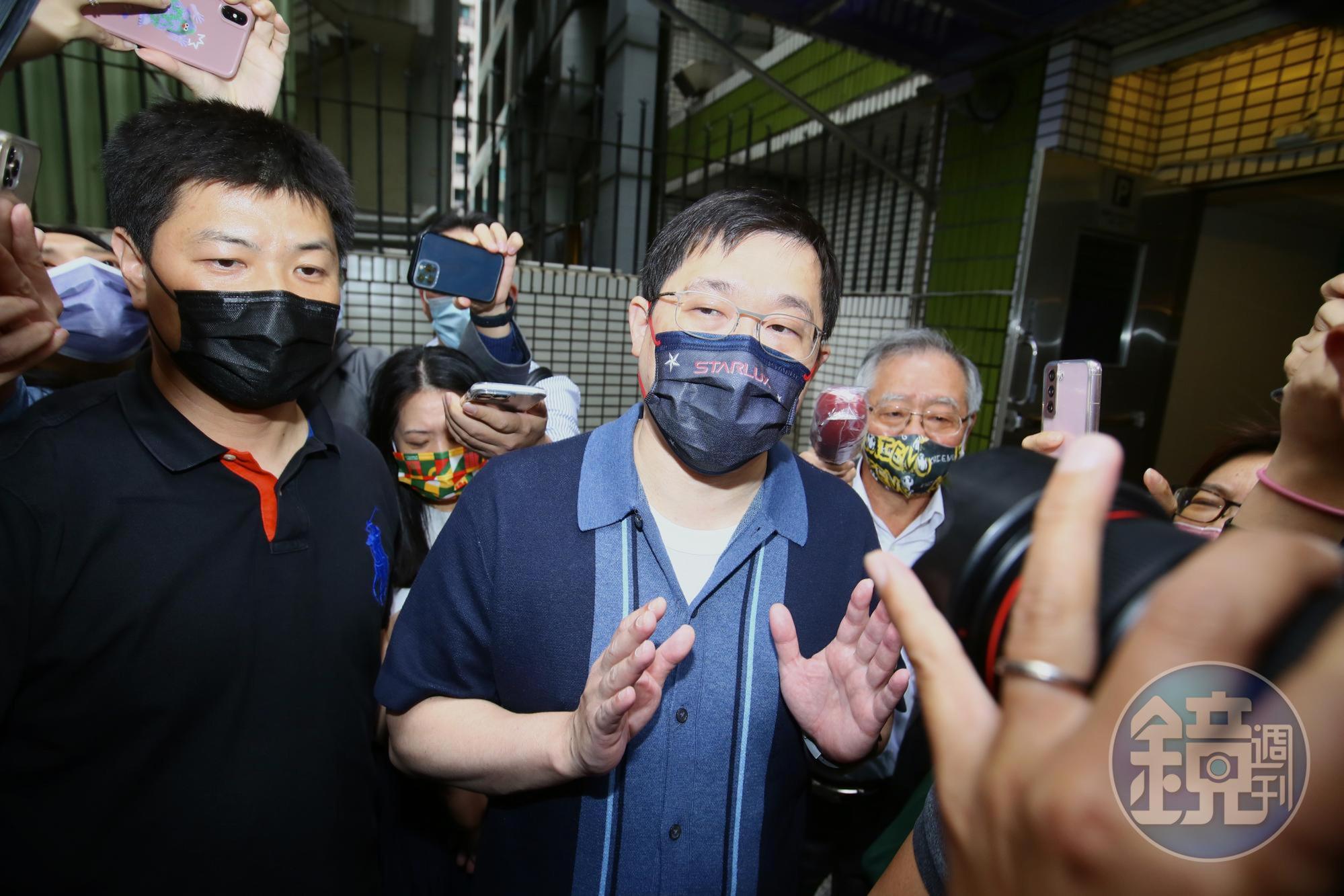 今(14日)立榮航空召開董事會,張國煒確定接任董事長。