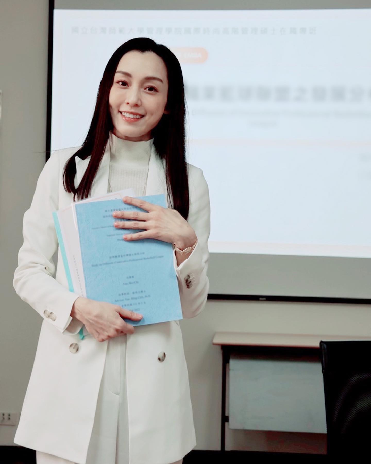 范瑋琪沉寂兩年,到師大讀研究所。(翻攝范瑋琪臉書)