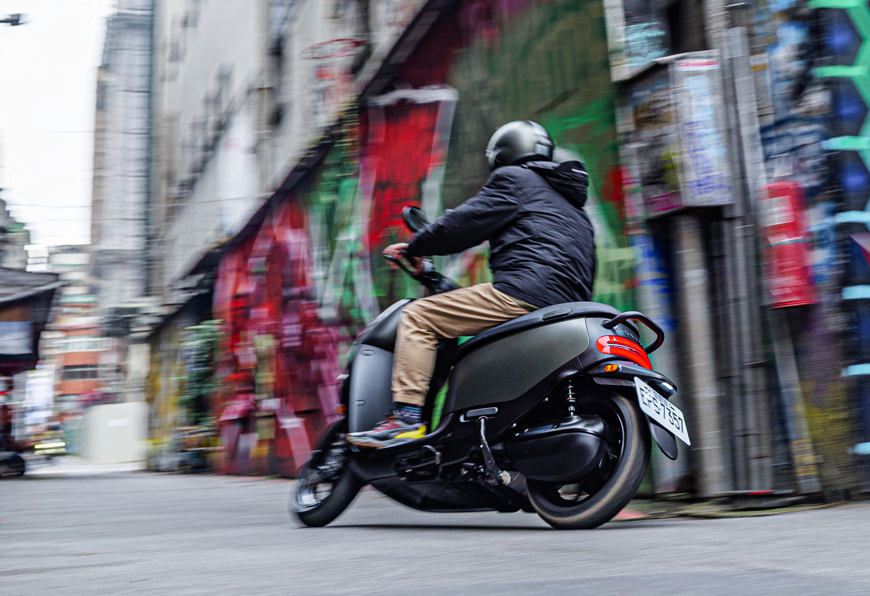 【鏡試騎】更聰明、更便利、更安全！Gogoro SuperSport 