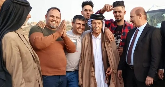 伊拉克一名103歲的阿公，近日再娶第3任妻子，且對方年僅37歲。（翻攝自arabnews）