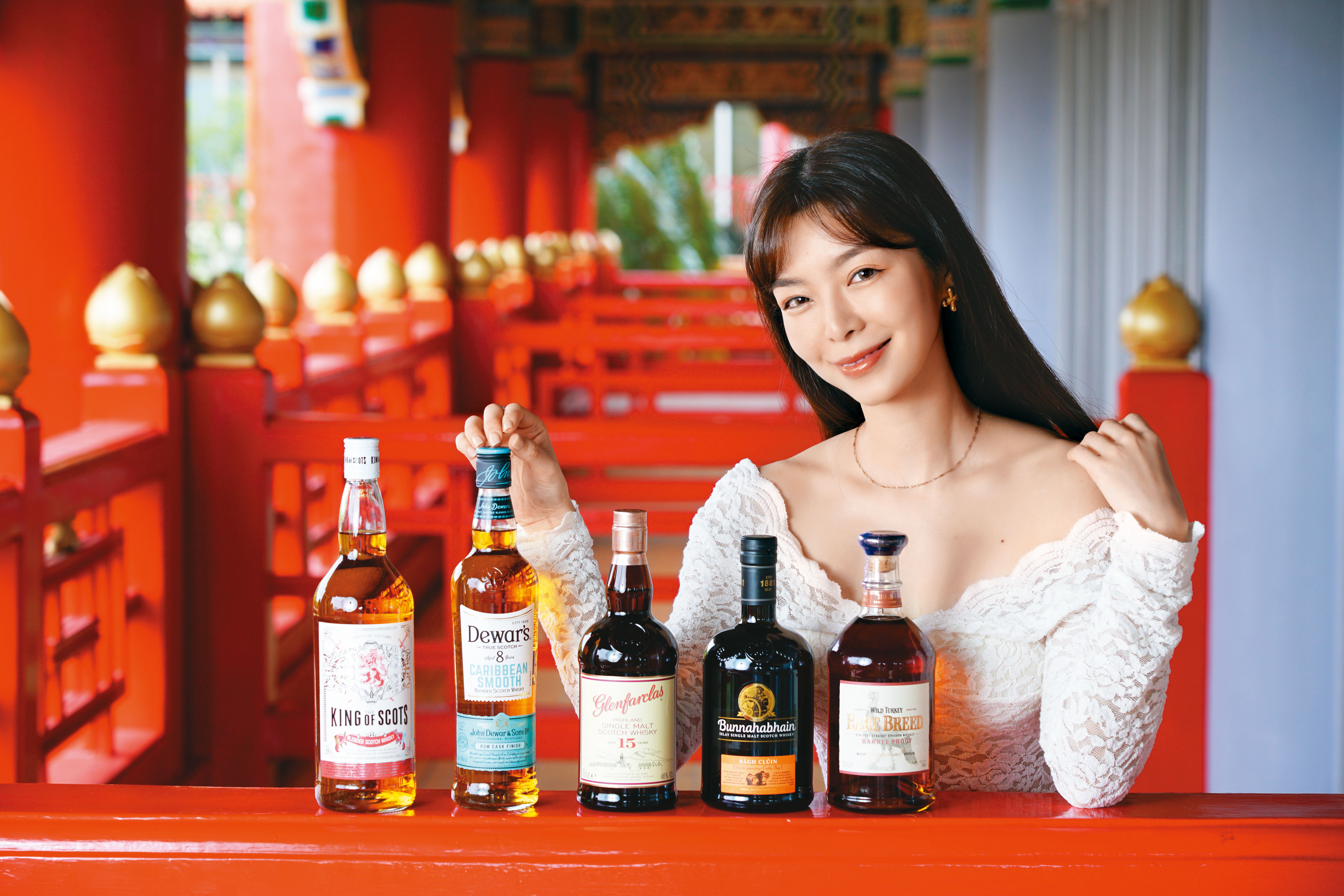 第二屆的O Whisky世界威士忌展同樣在古色古香的圓山飯店舉辦。其中隱藏版商品「O Yeah玩家晚宴包桌」除了門票、圓山晚宴,還有5款精彩的威士忌一同上桌。