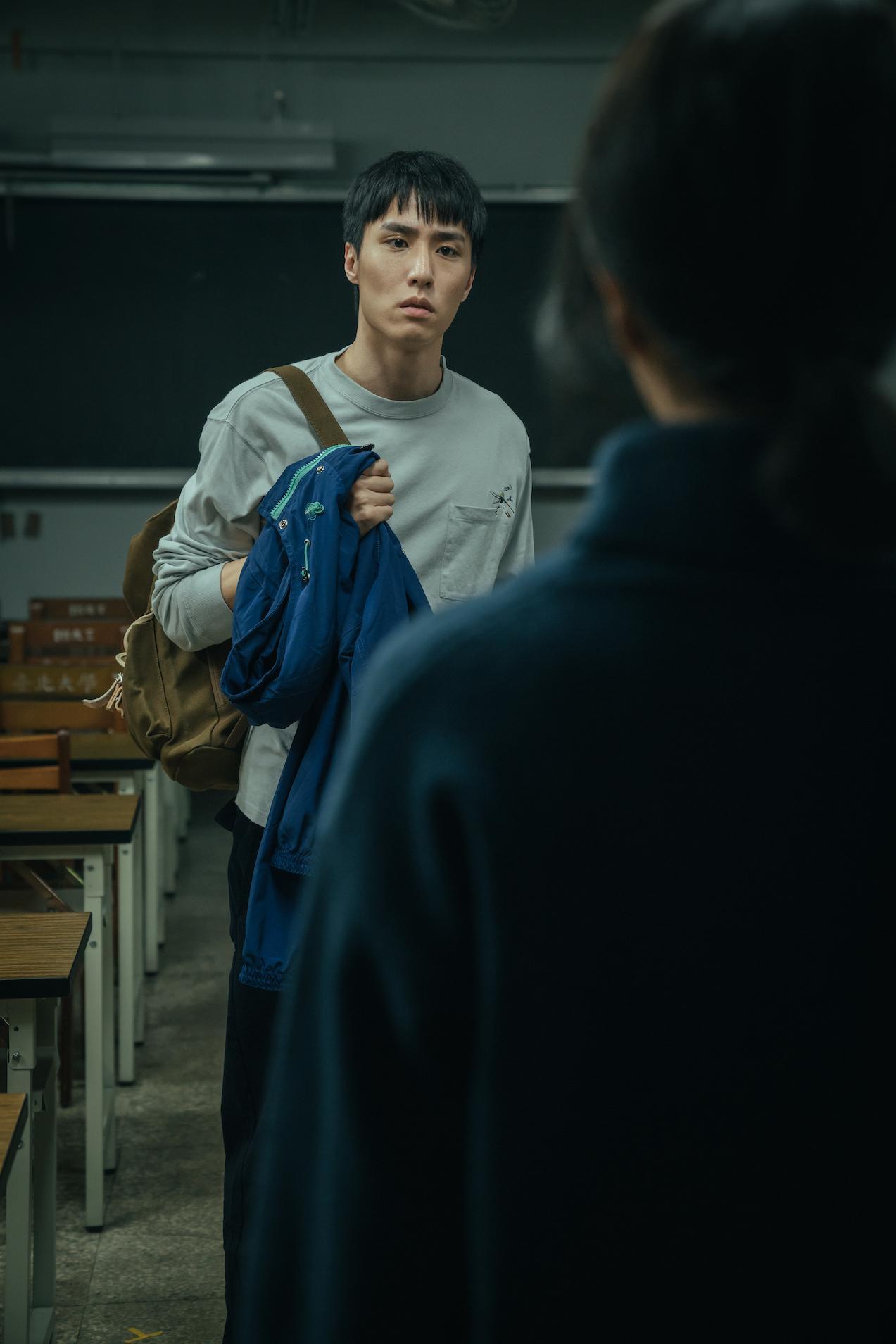 余晉面對蔡淑臻的步步進逼。（七十六号原子提供）