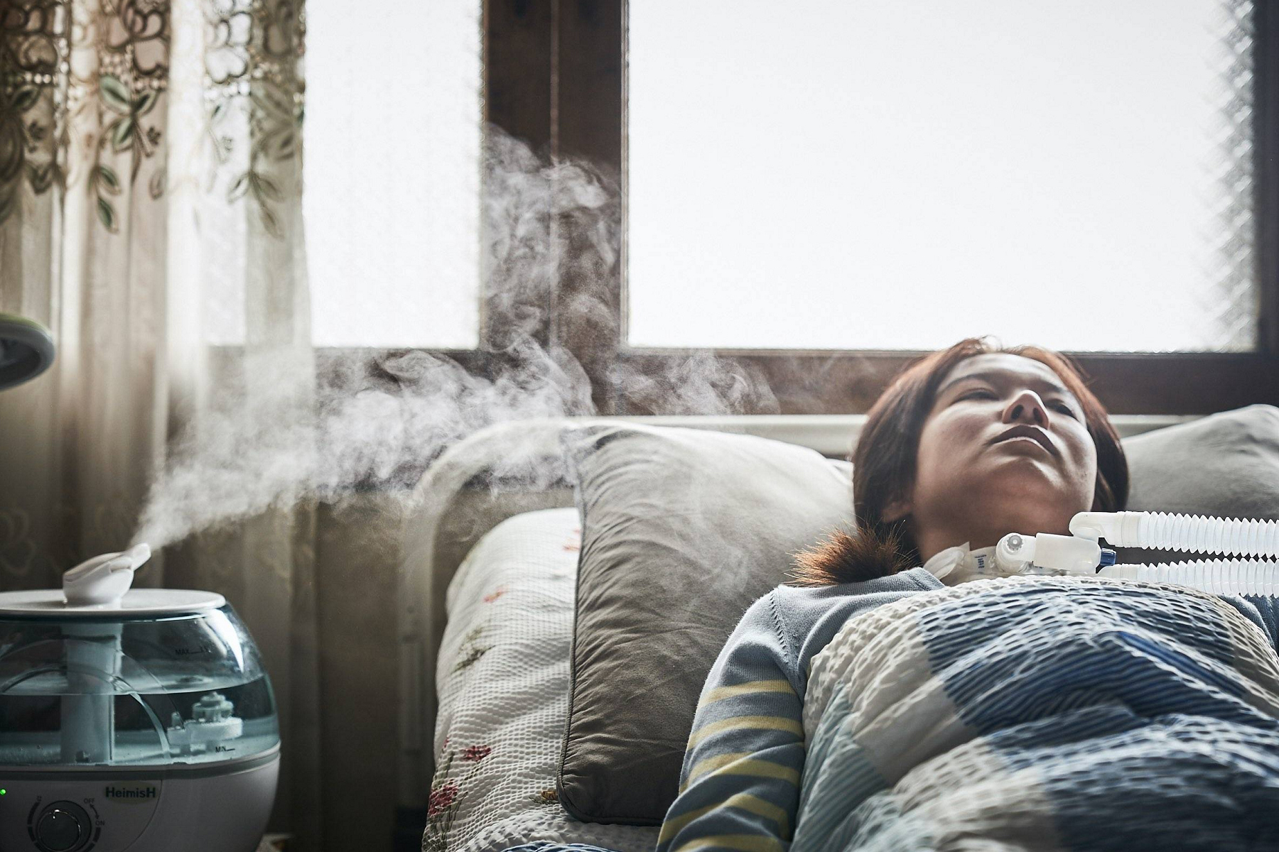 改編自韓國真實「毒害加溼器殺菌劑」毒害真實事件的電影《空氣殺人》將在台上映。（采昌多媒體提供）