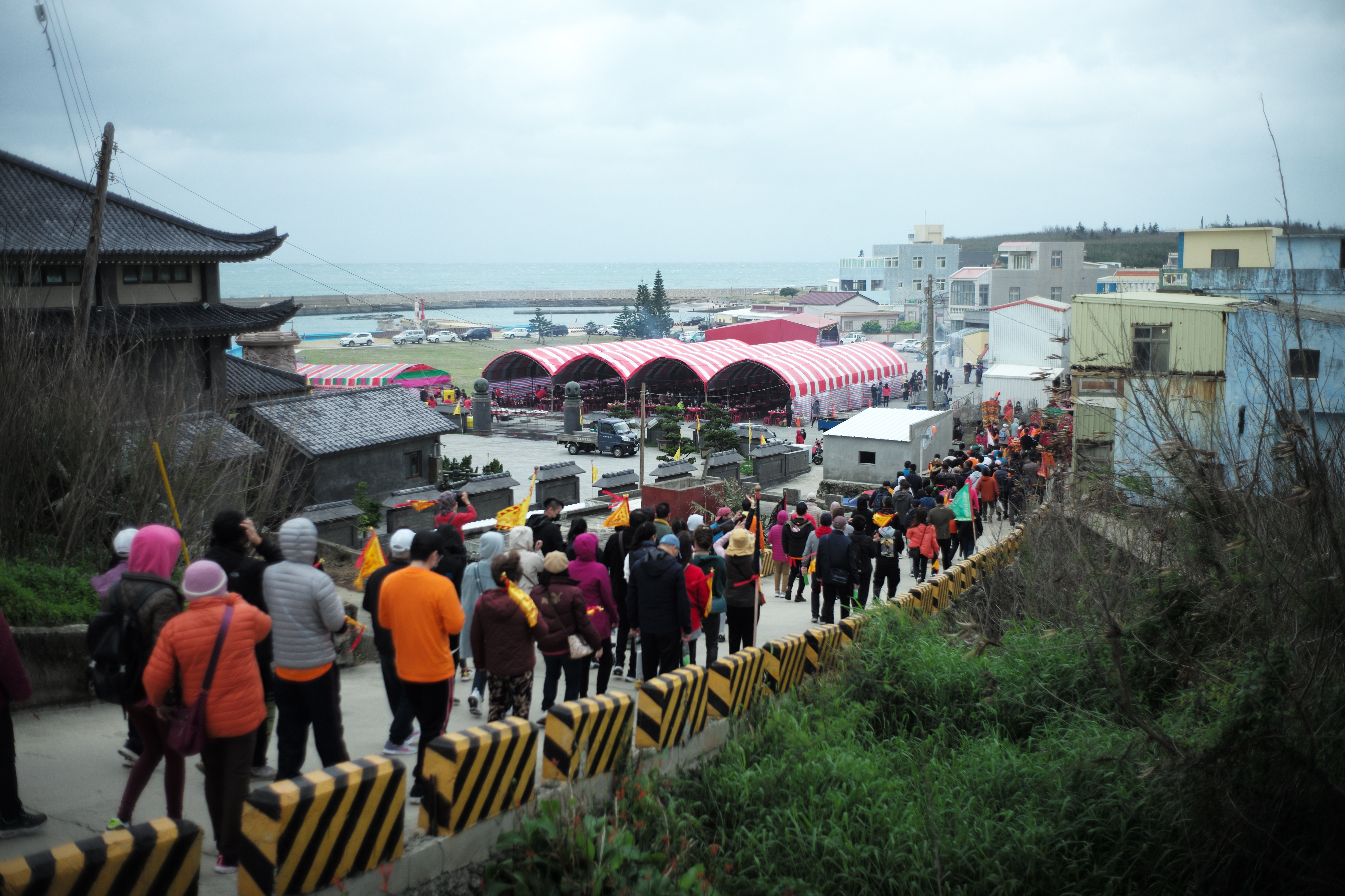 每到農曆3月初3，澎湖大池村的村民會舉辦遶境活動保平安。