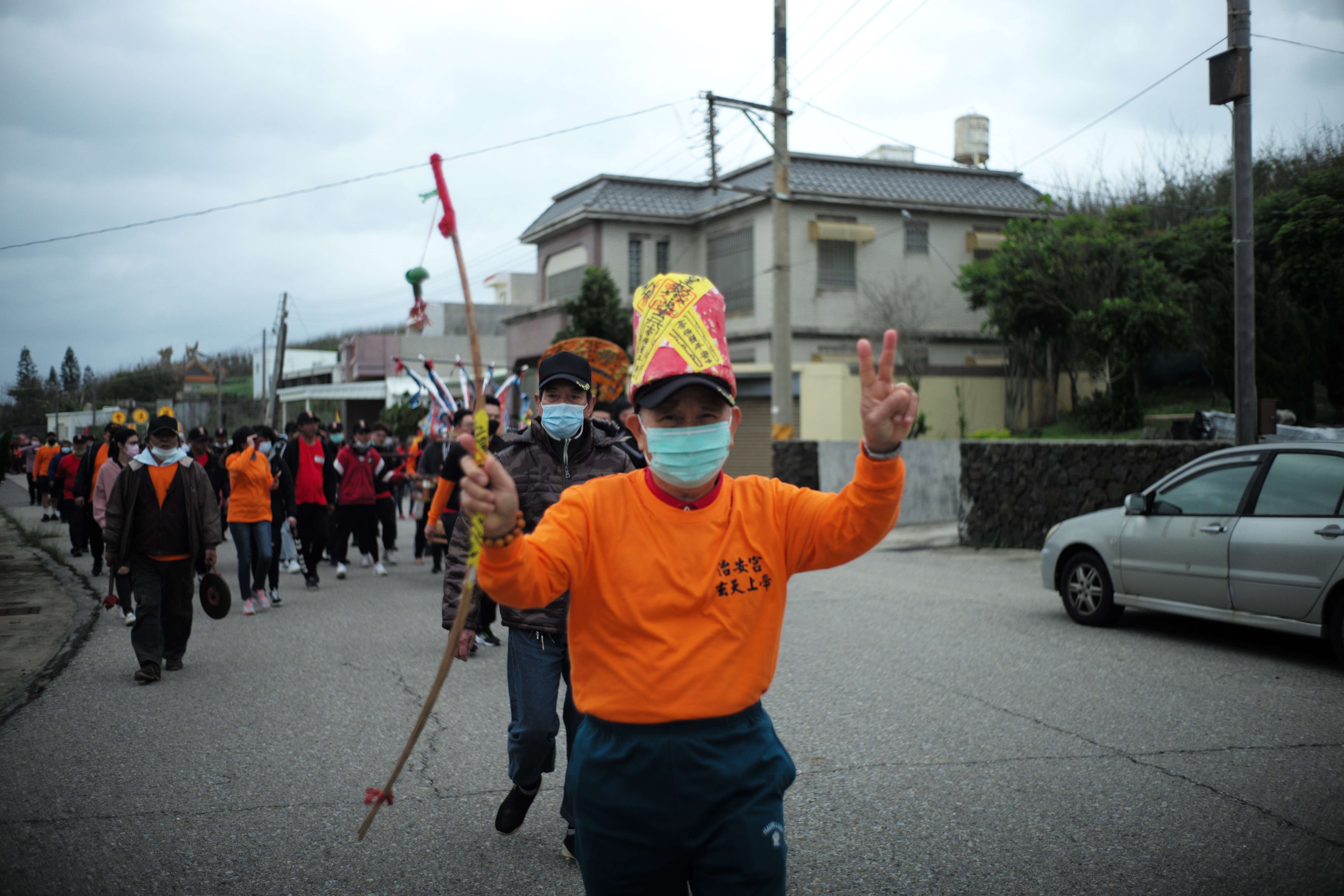 遶境時負責引導神明與隊伍的村民。