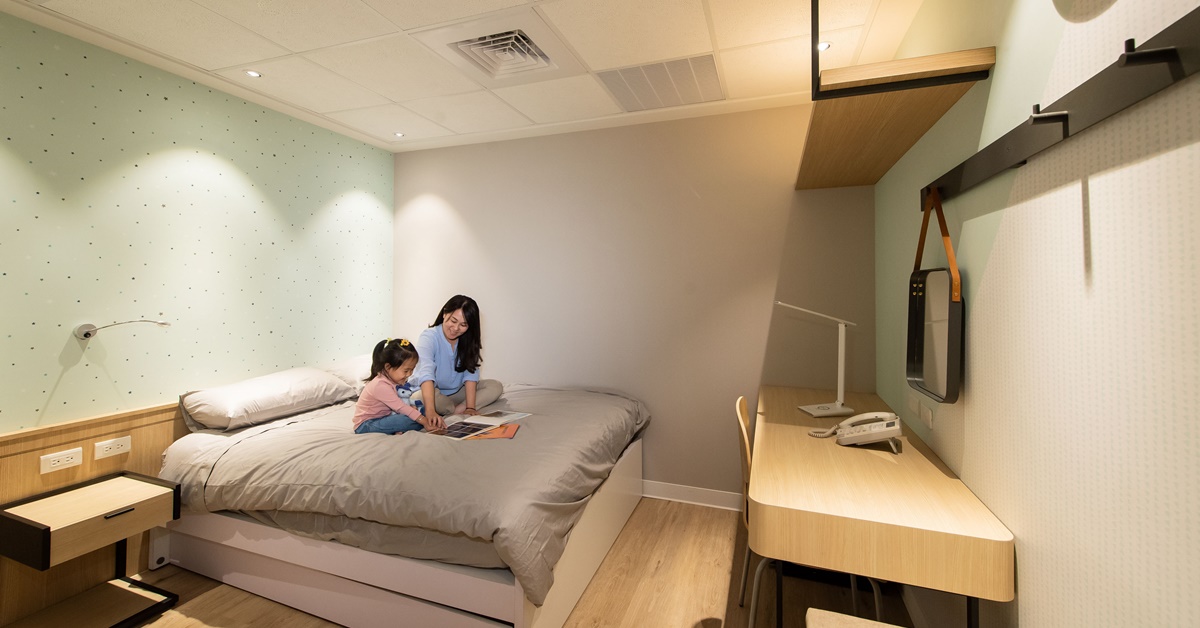 提供實際而溫暖的協助，是麥當勞叔叔之家慈善基金會守護病童家庭的方式。