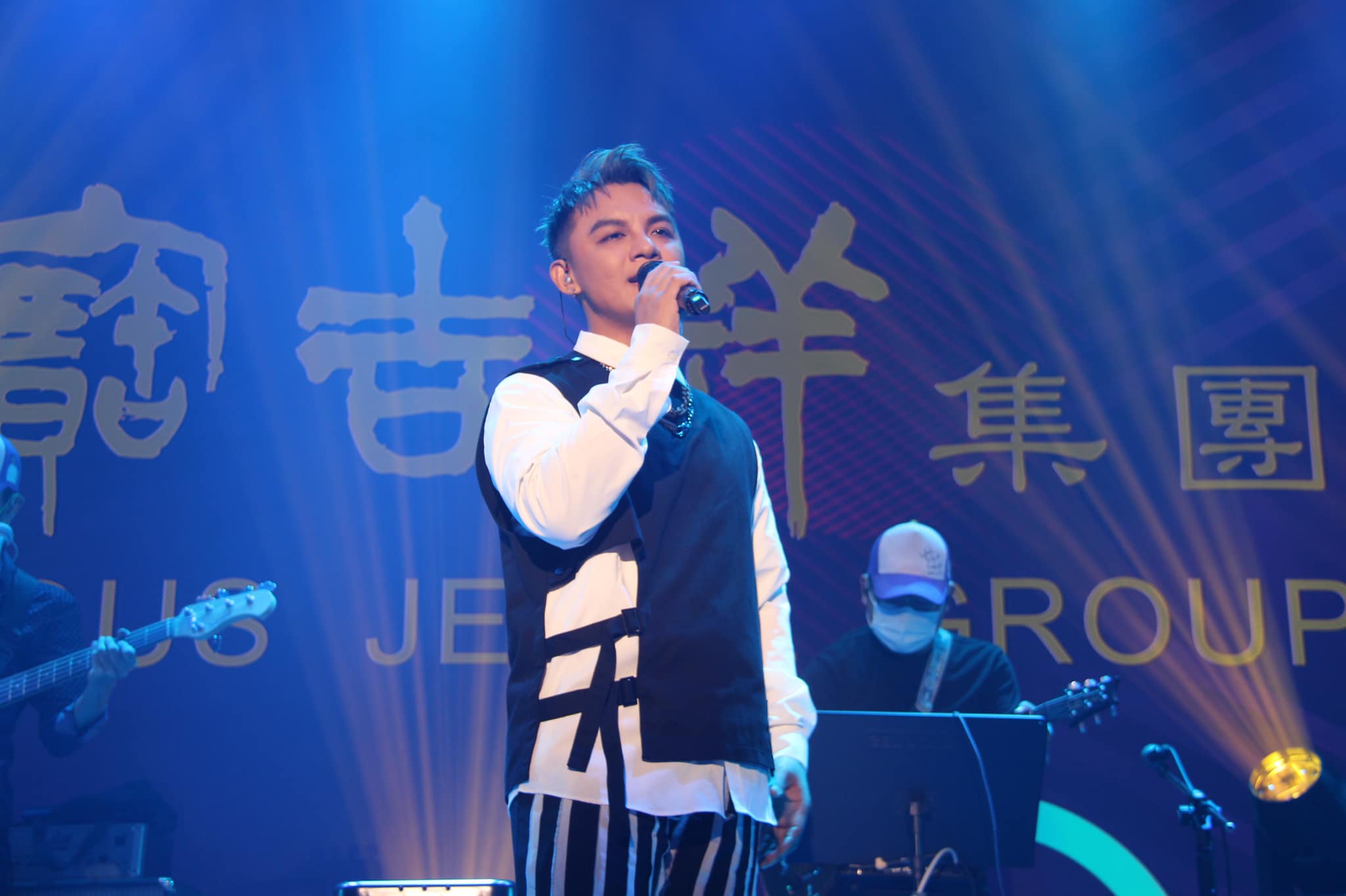 曾瑋中確診目前人正在隔離中。（翻攝自曾瑋中臉書）